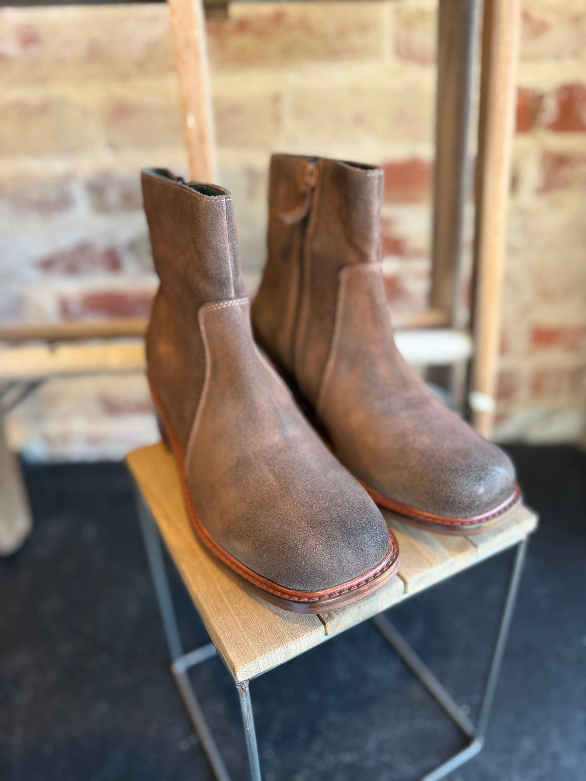 Notice Suede Rust Booties