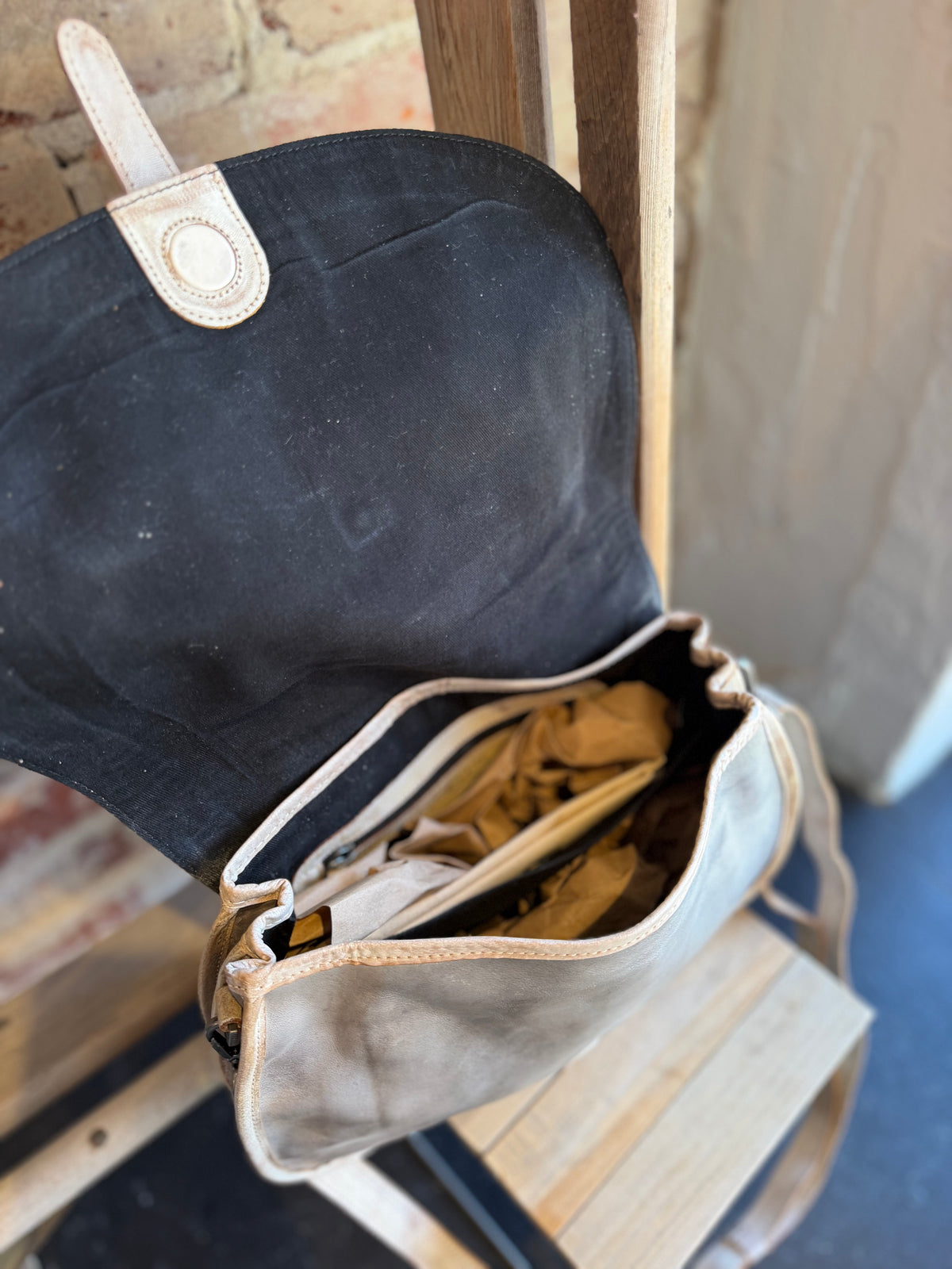 Sequoia Leather Bag - Rustic Gray