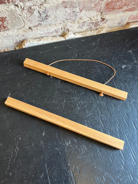 11x17” Wooden Magnetic Art Hanger