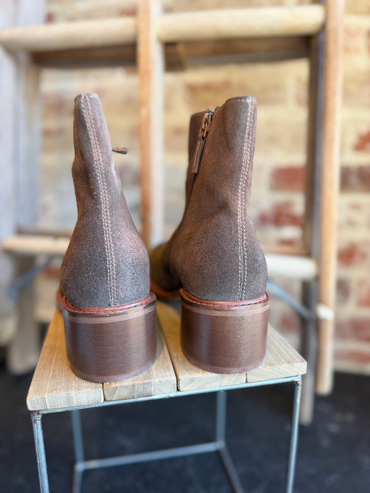 Notice Suede Rust Booties