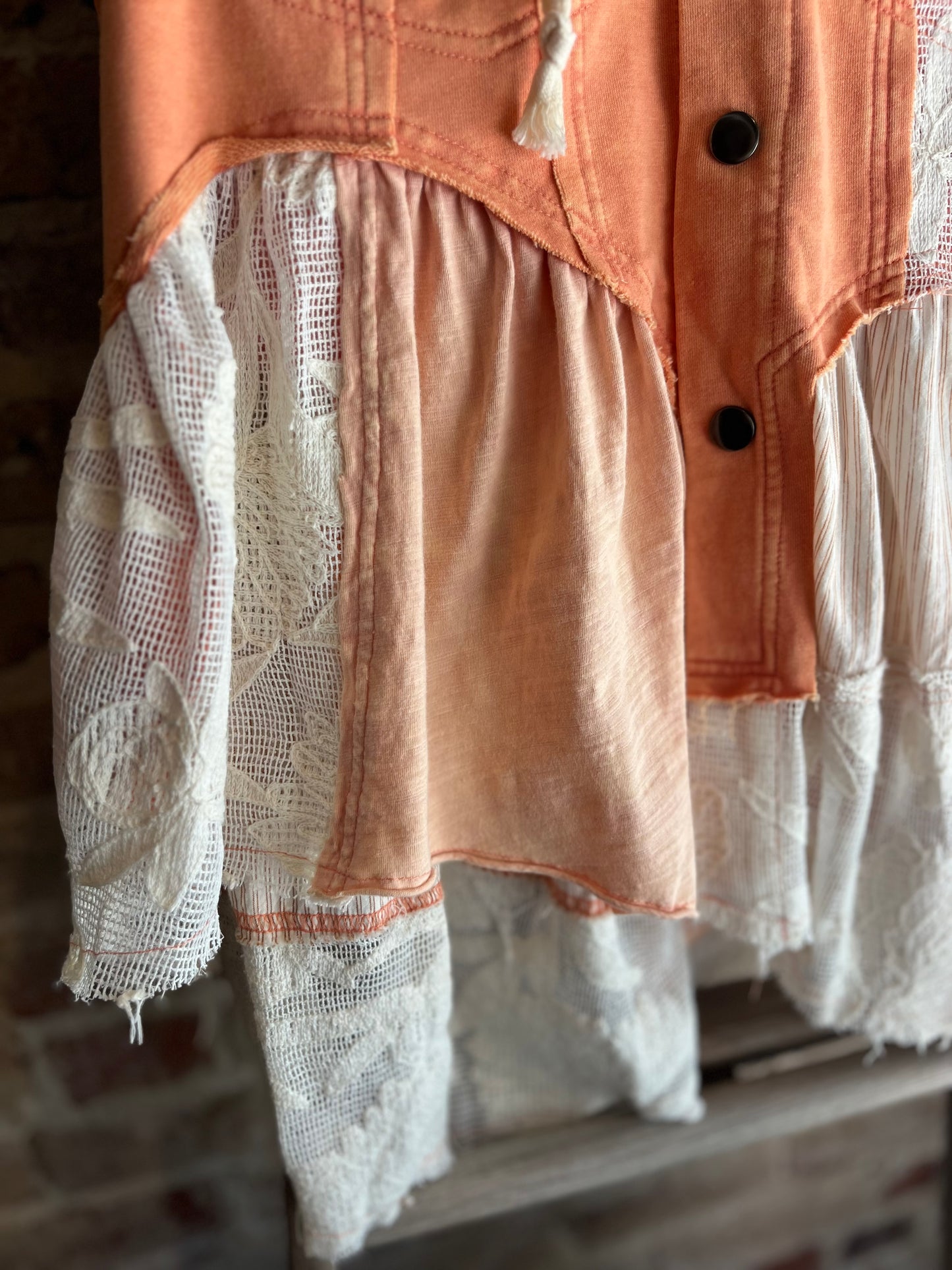 Lace & Ruffle Vest-Orange/Cream
