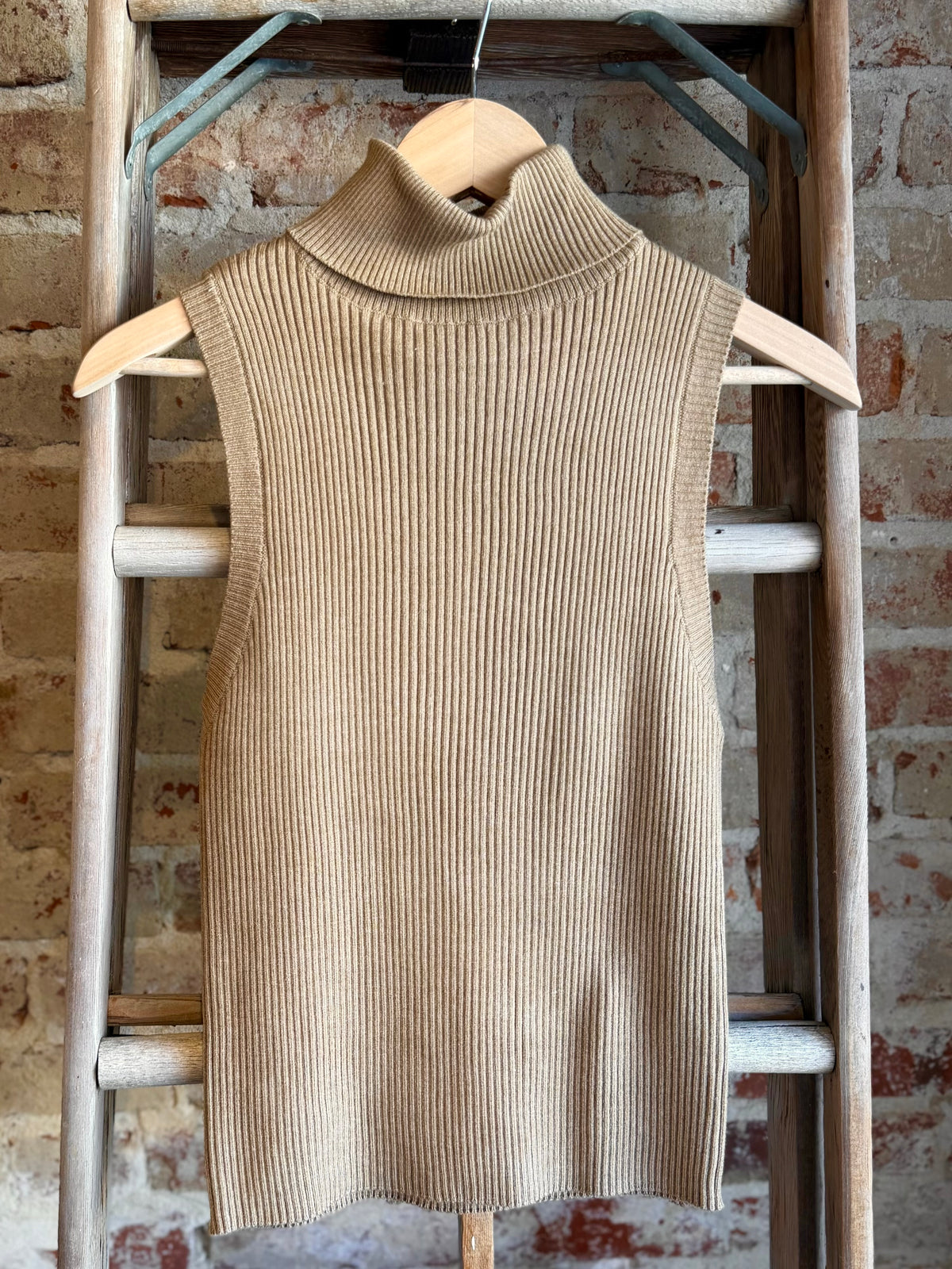 Knit Turtleneck Sleeveless Top- Brown
