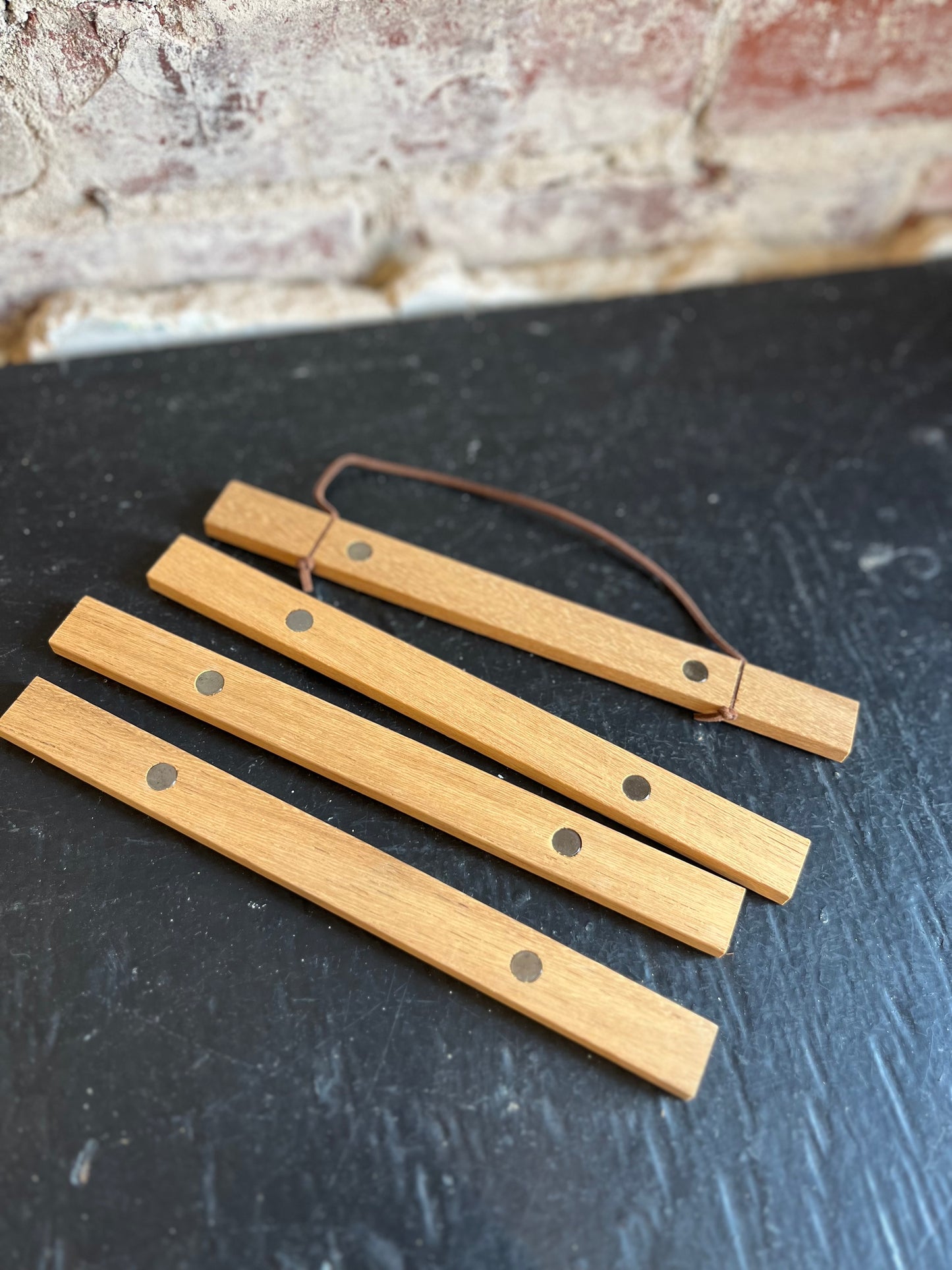 8x10" Wooden Magnetic Art Hanger