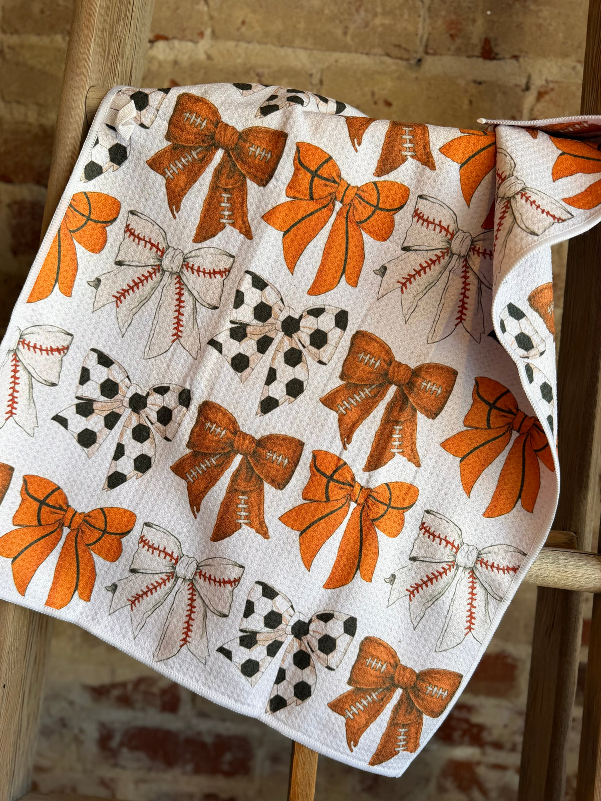 Sports Bow Double-Sided Hand Towel