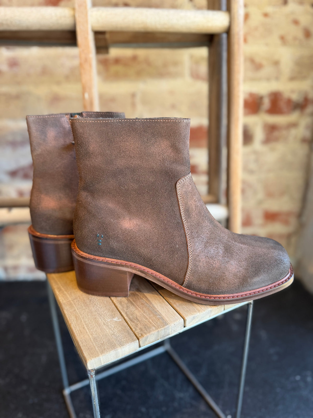 Notice Suede Rust Booties