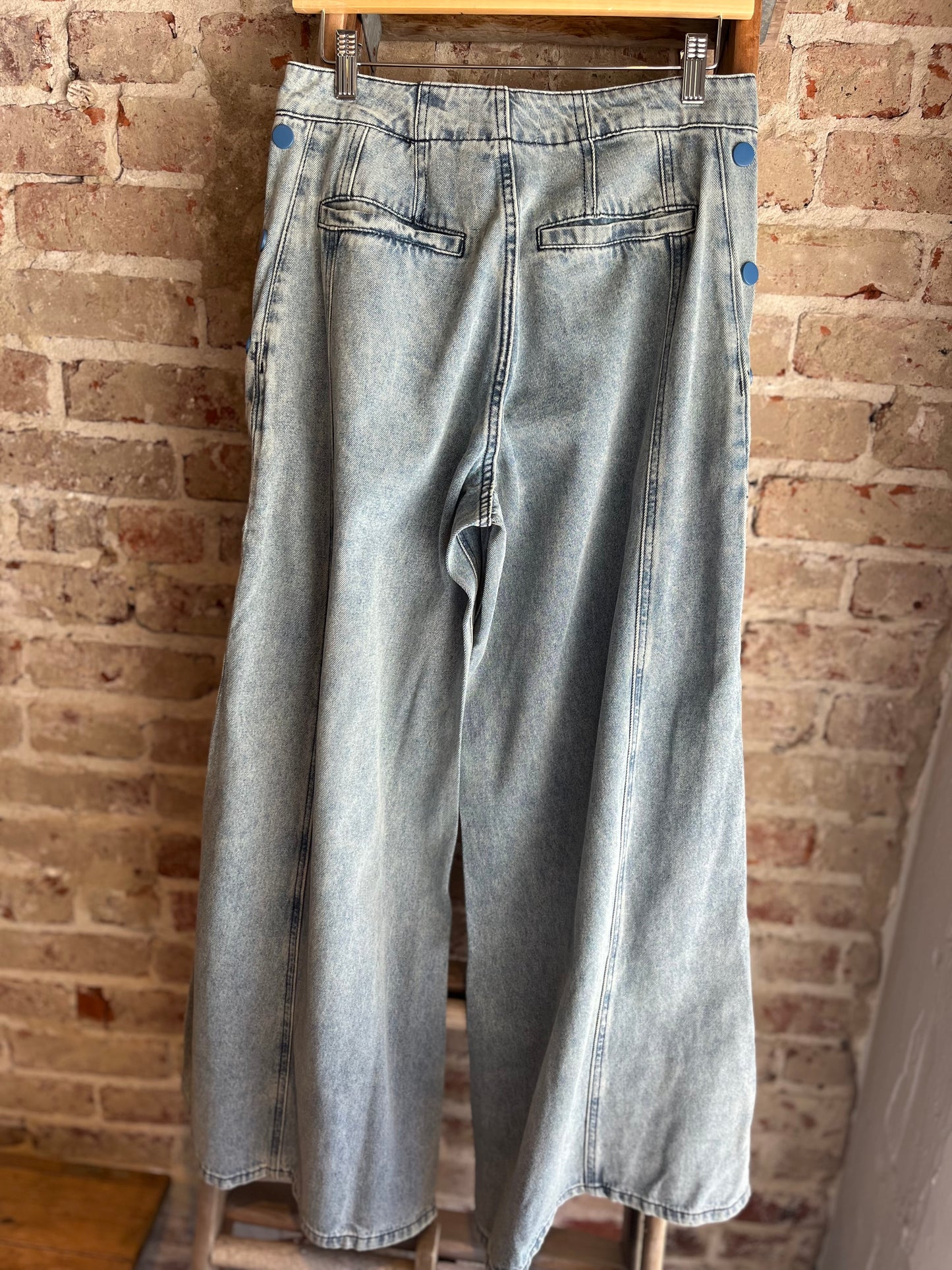 Button Up Wide Leg Denim Jeans