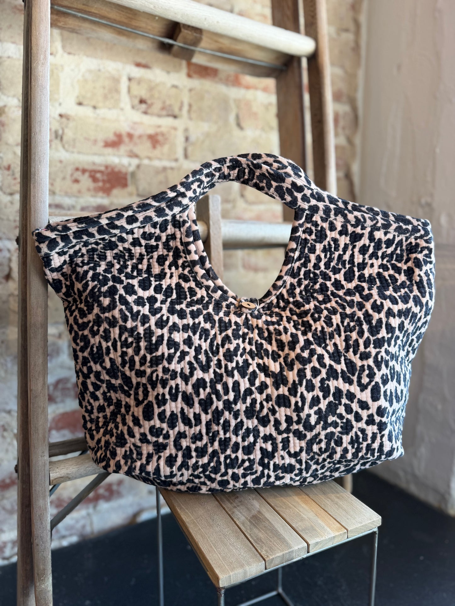 Velvet Luna Bag- Leopard