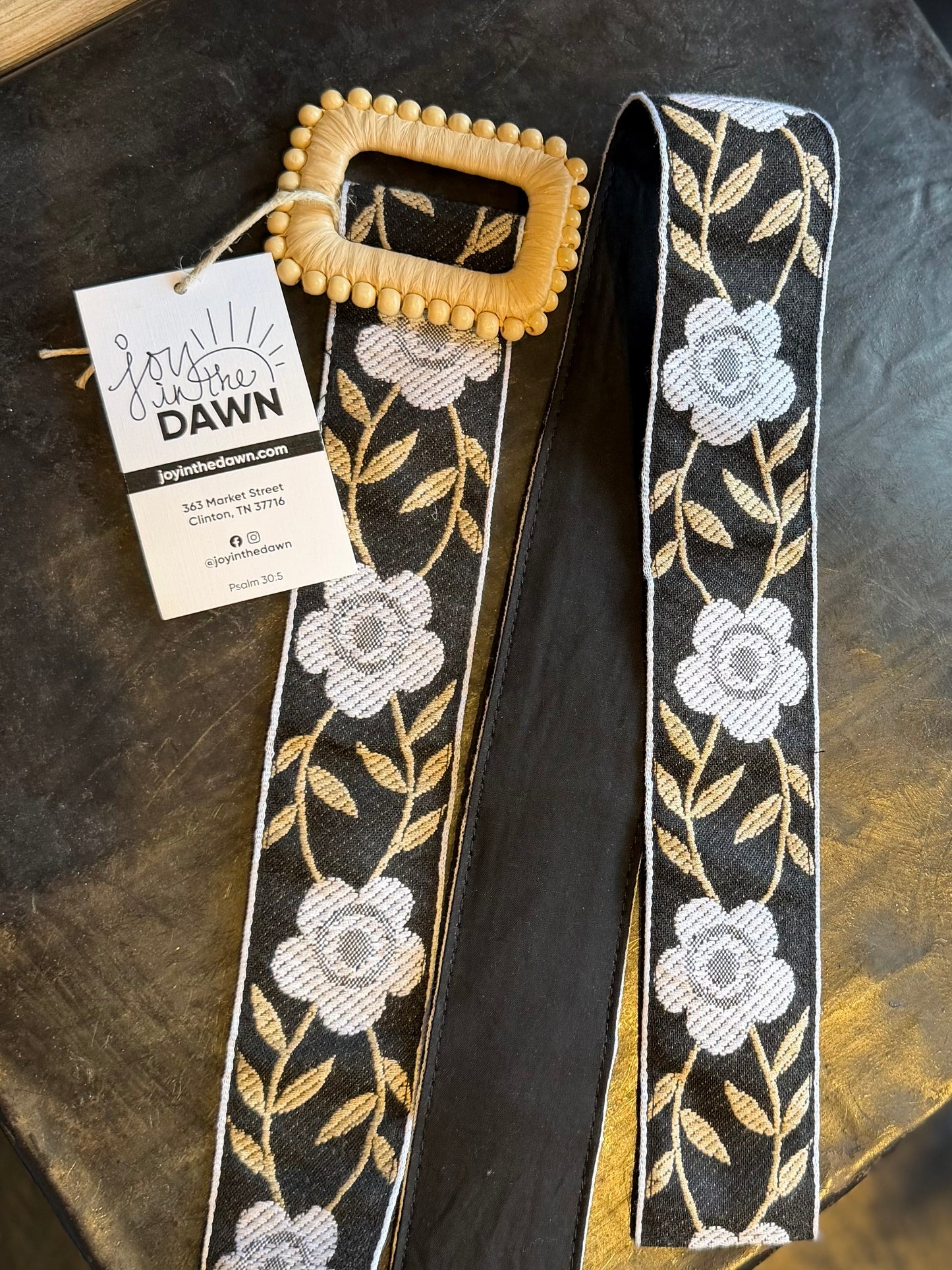 Floral Beaded Belt - Black/White