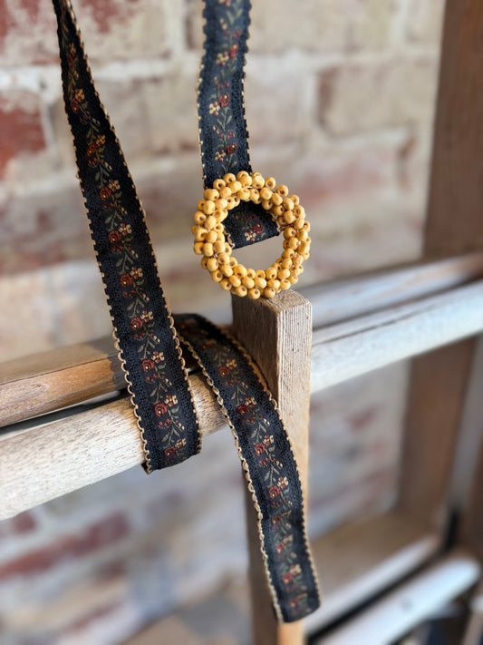 Floral Embroidered Beaded Buckle Belt - Black