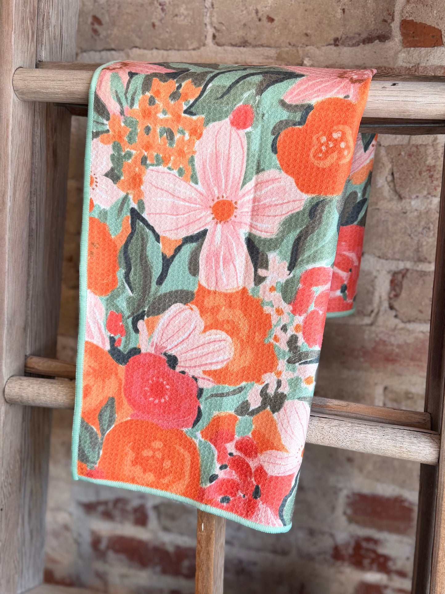 Manhattan Floral Reversible Hand Towel