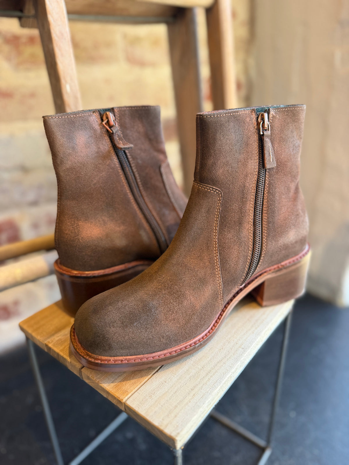 Notice Suede Rust Booties