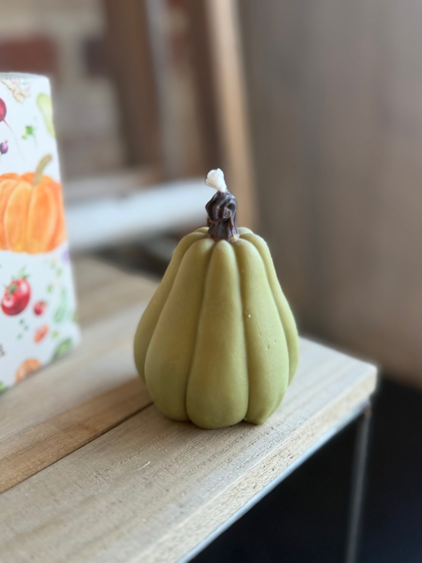Hubbard Pumpkin Candle-Unscented