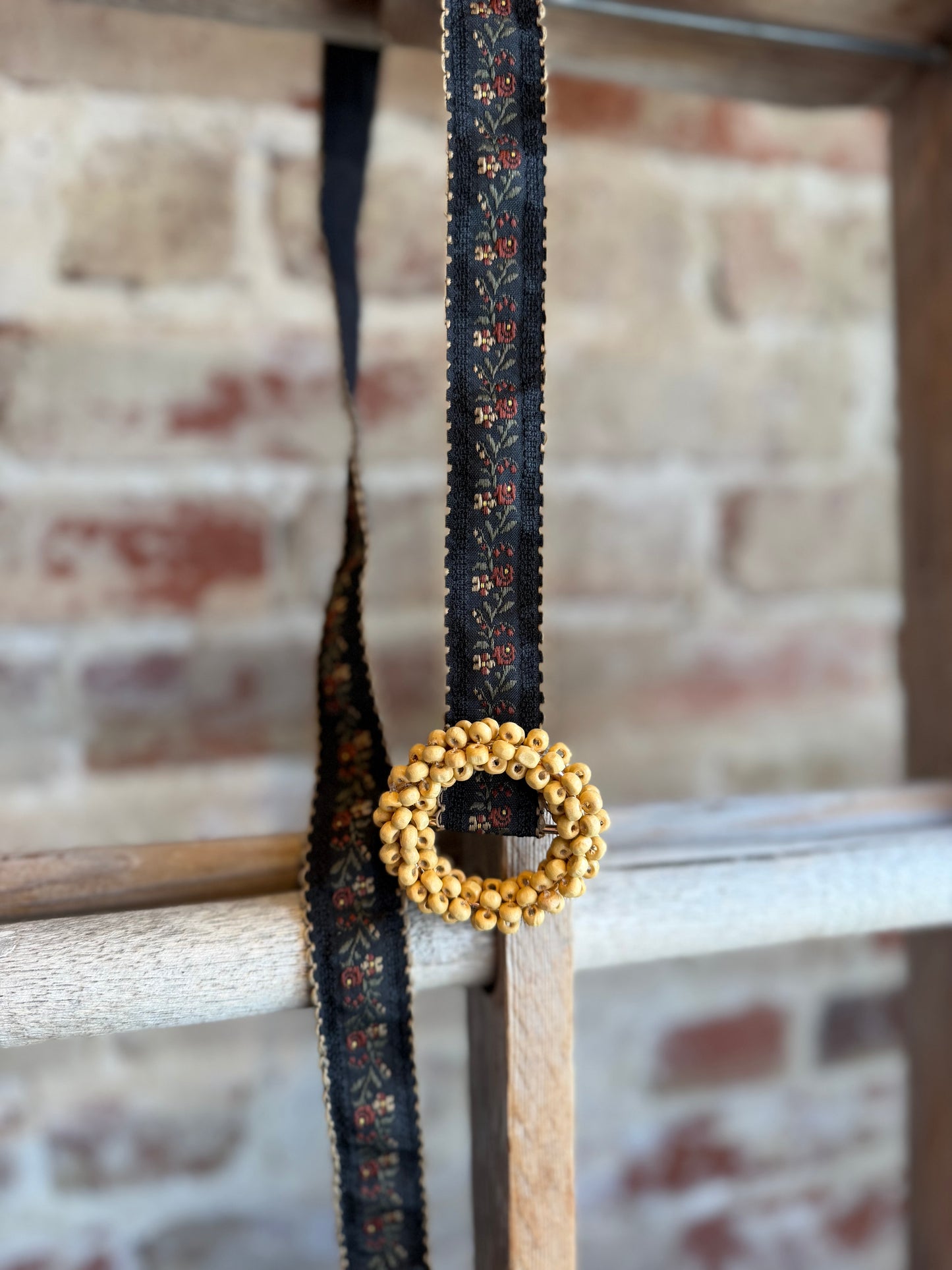Floral Embroidered Beaded Buckle Belt - Black