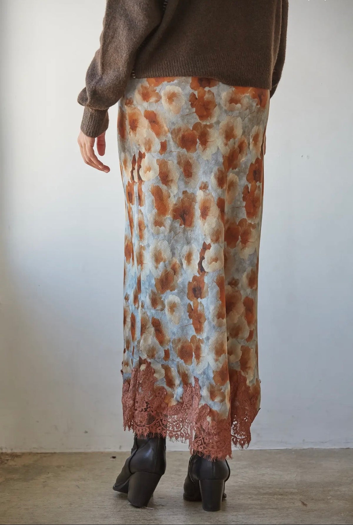 Woven Floral Pencil Midi Skirt