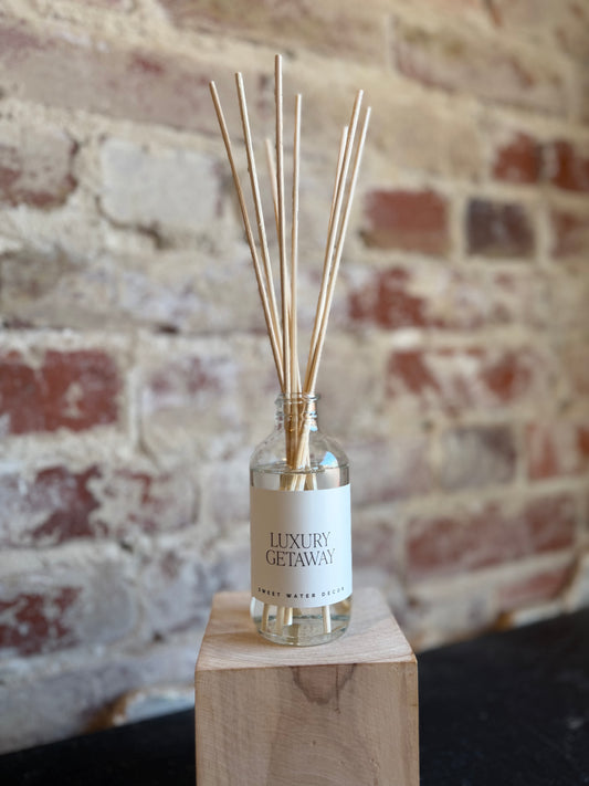 Luxury Getaway Reed Diffuser- Clear