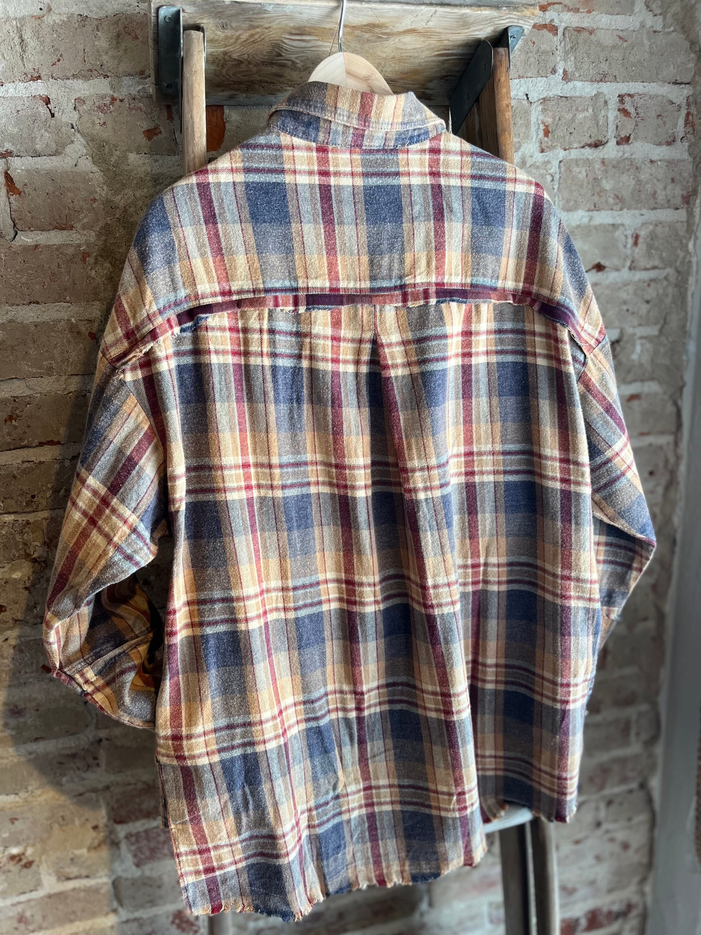 Mineral Washed Plaid Flannel - Navy