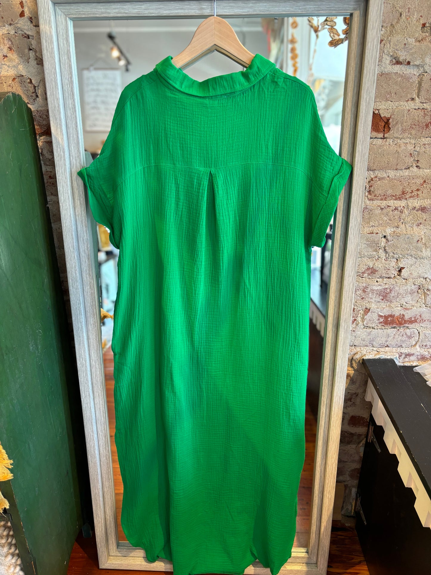 Button-Up Maxi Shirt- Kelly Green