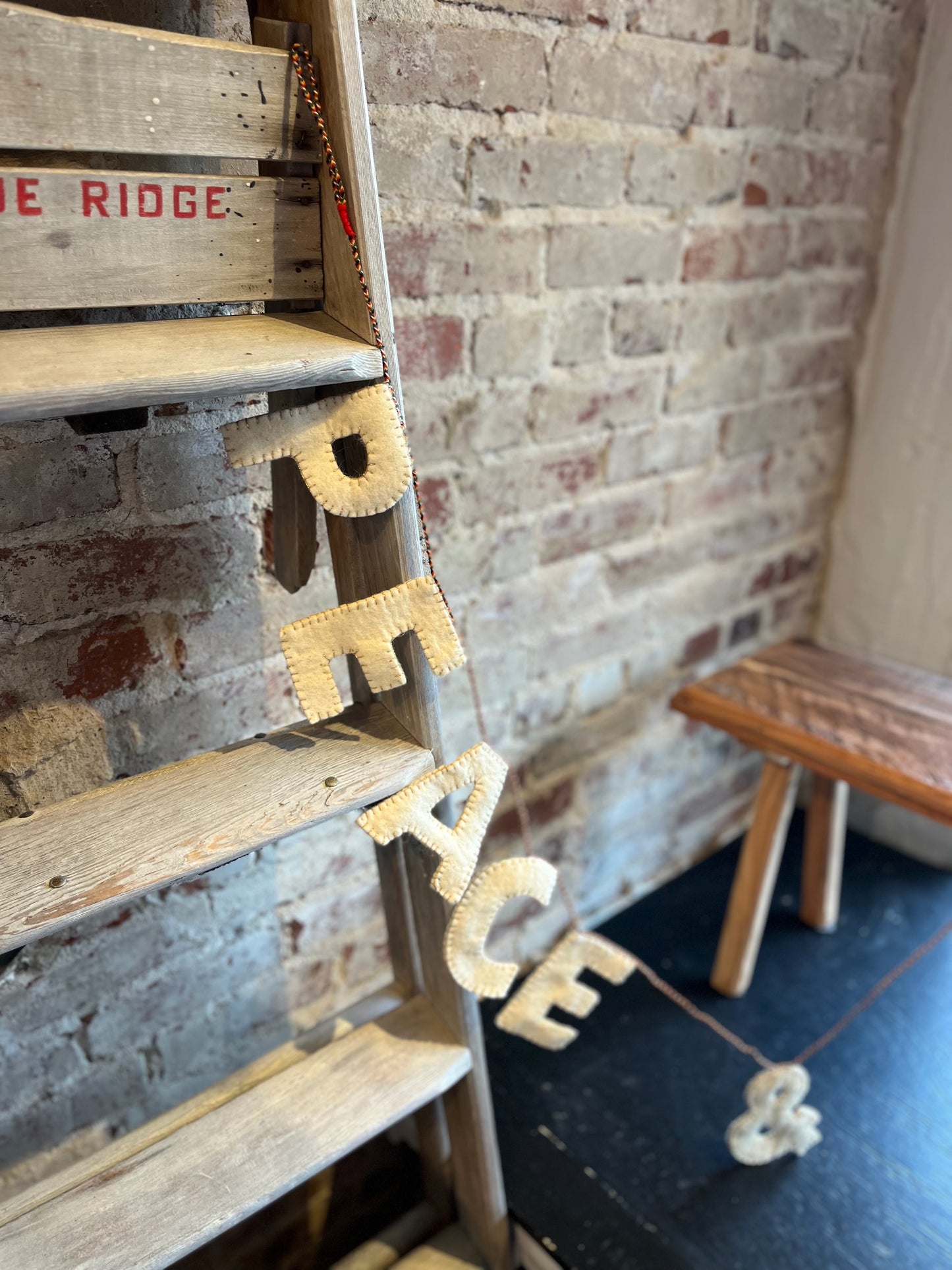 Peace and Love Felt Garland - Gold