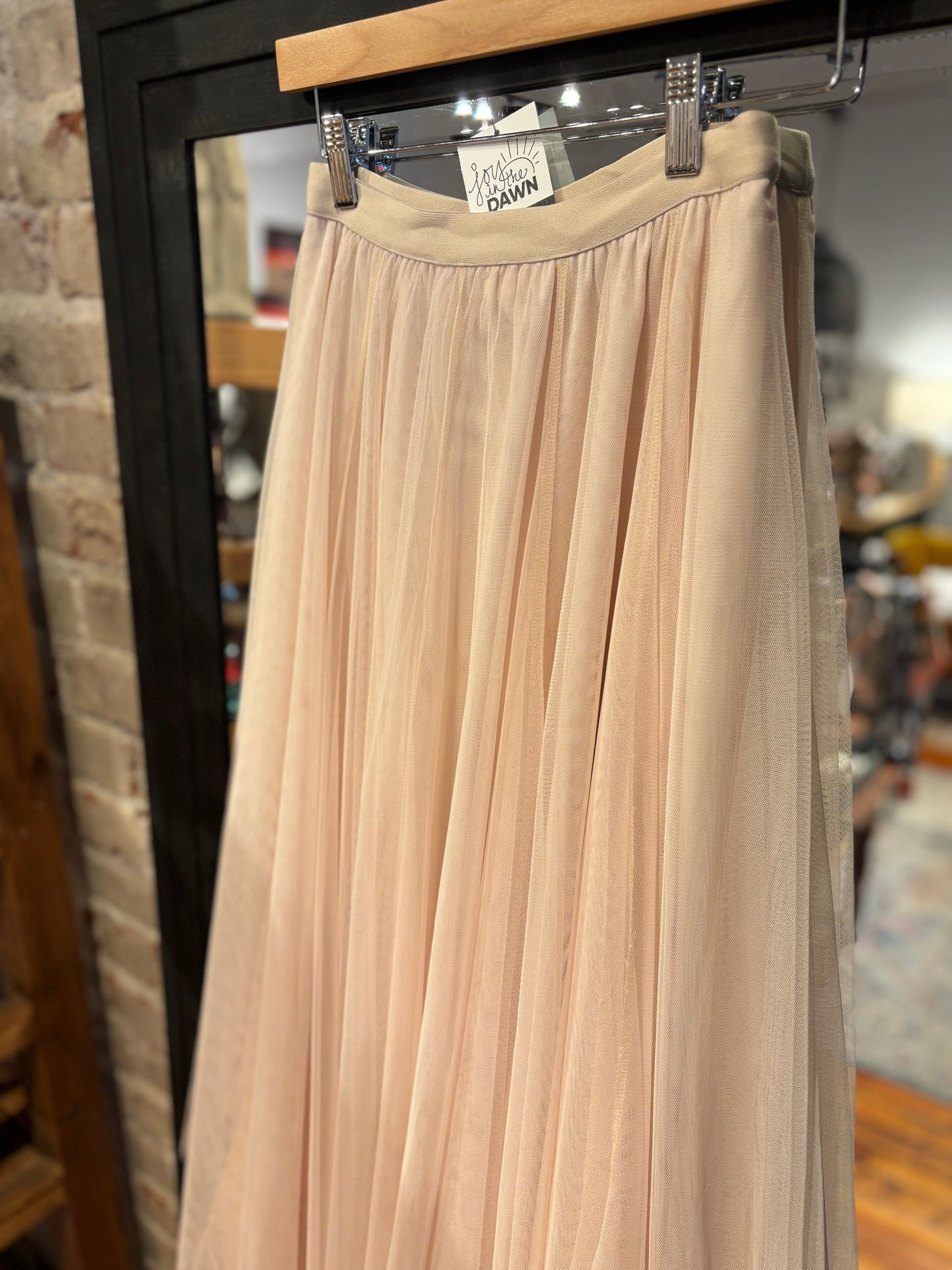 Tulle Midi Skirt- Shell