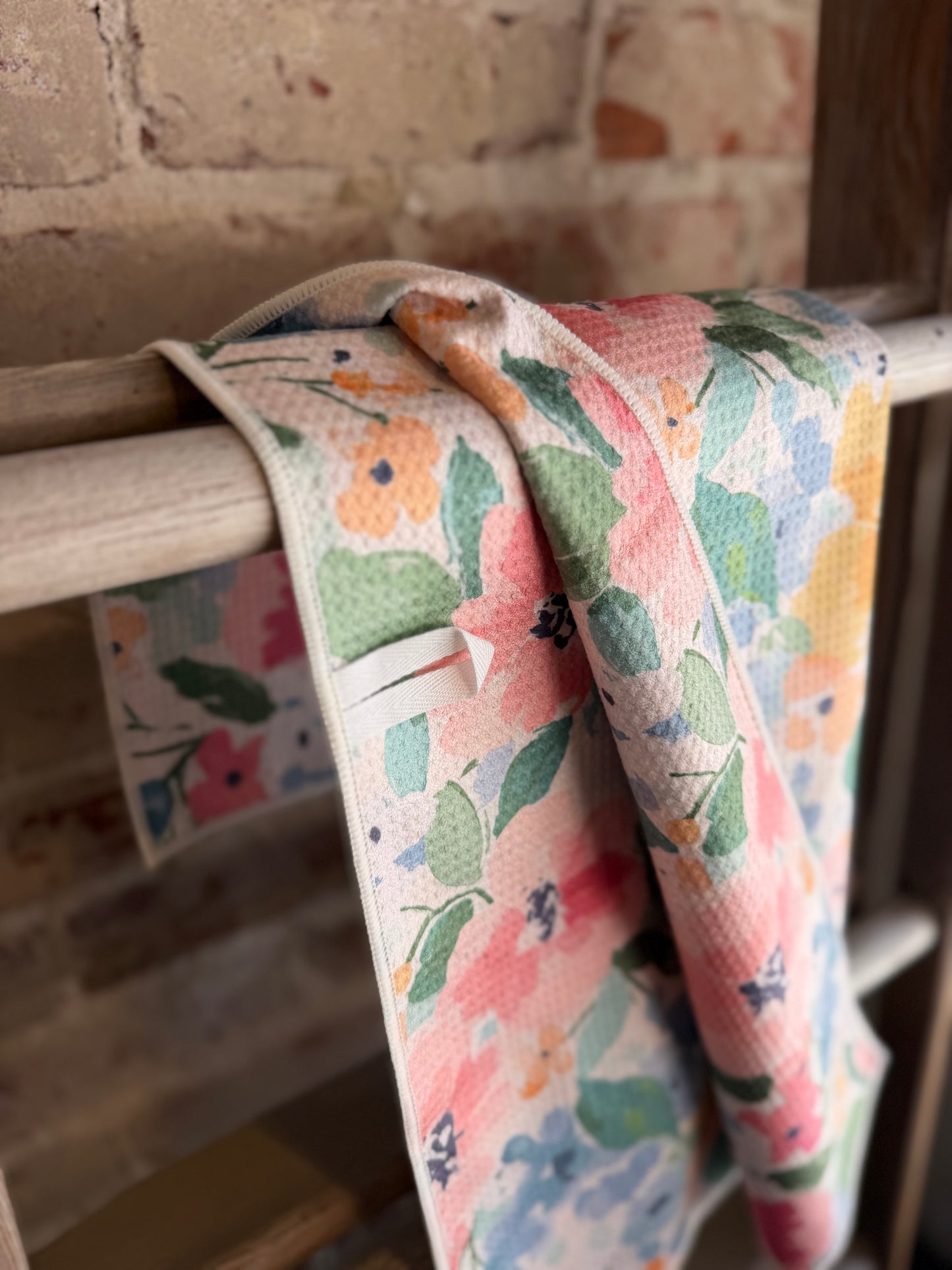 Fresh Cut Florals Hand Towel