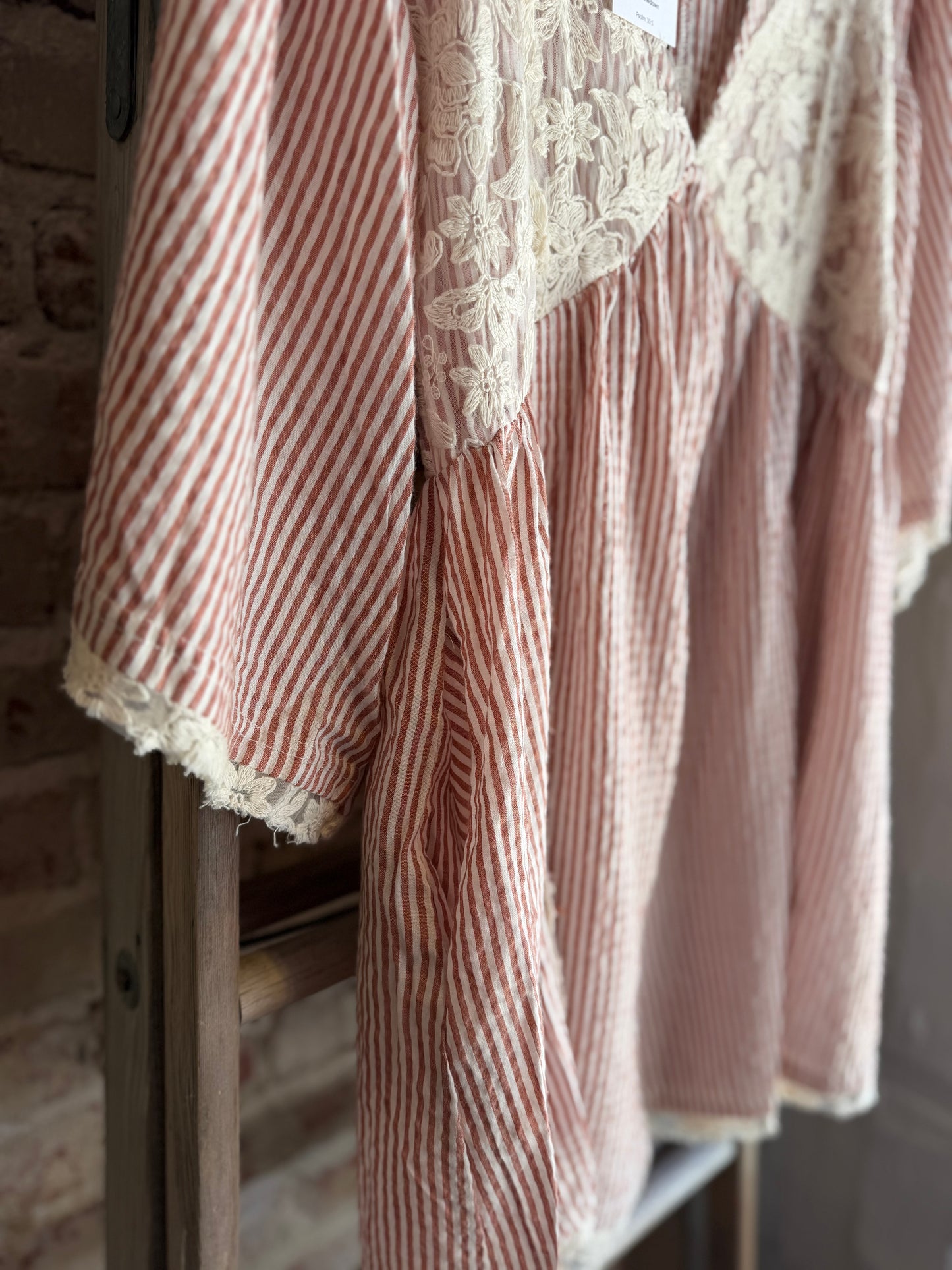 Bell Sleeved Striped Lace Romper - Brown