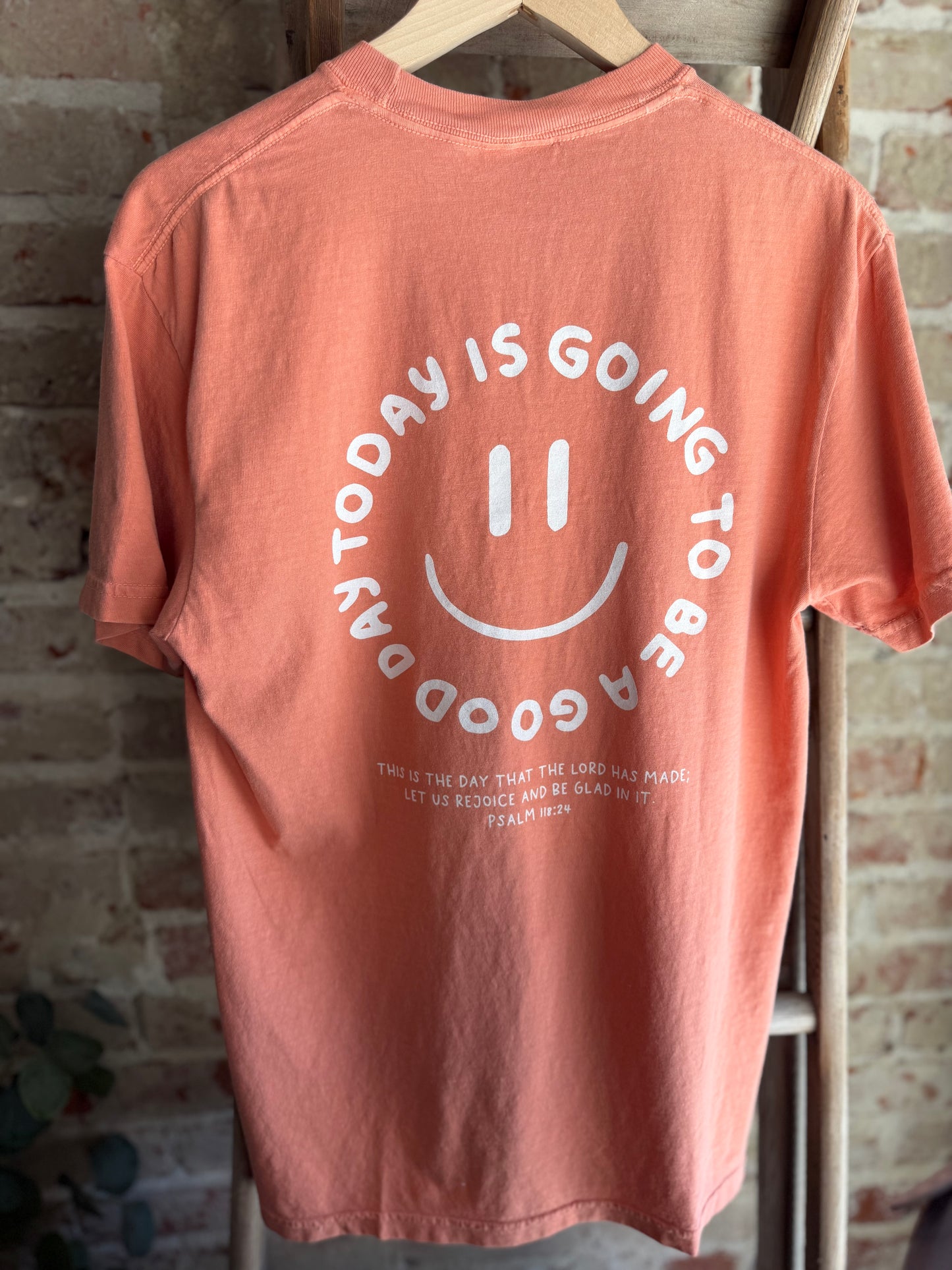 Good Day Tee- Terracotta