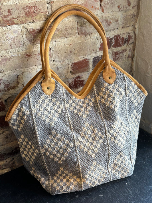 Woven Diamond Tote- Gray