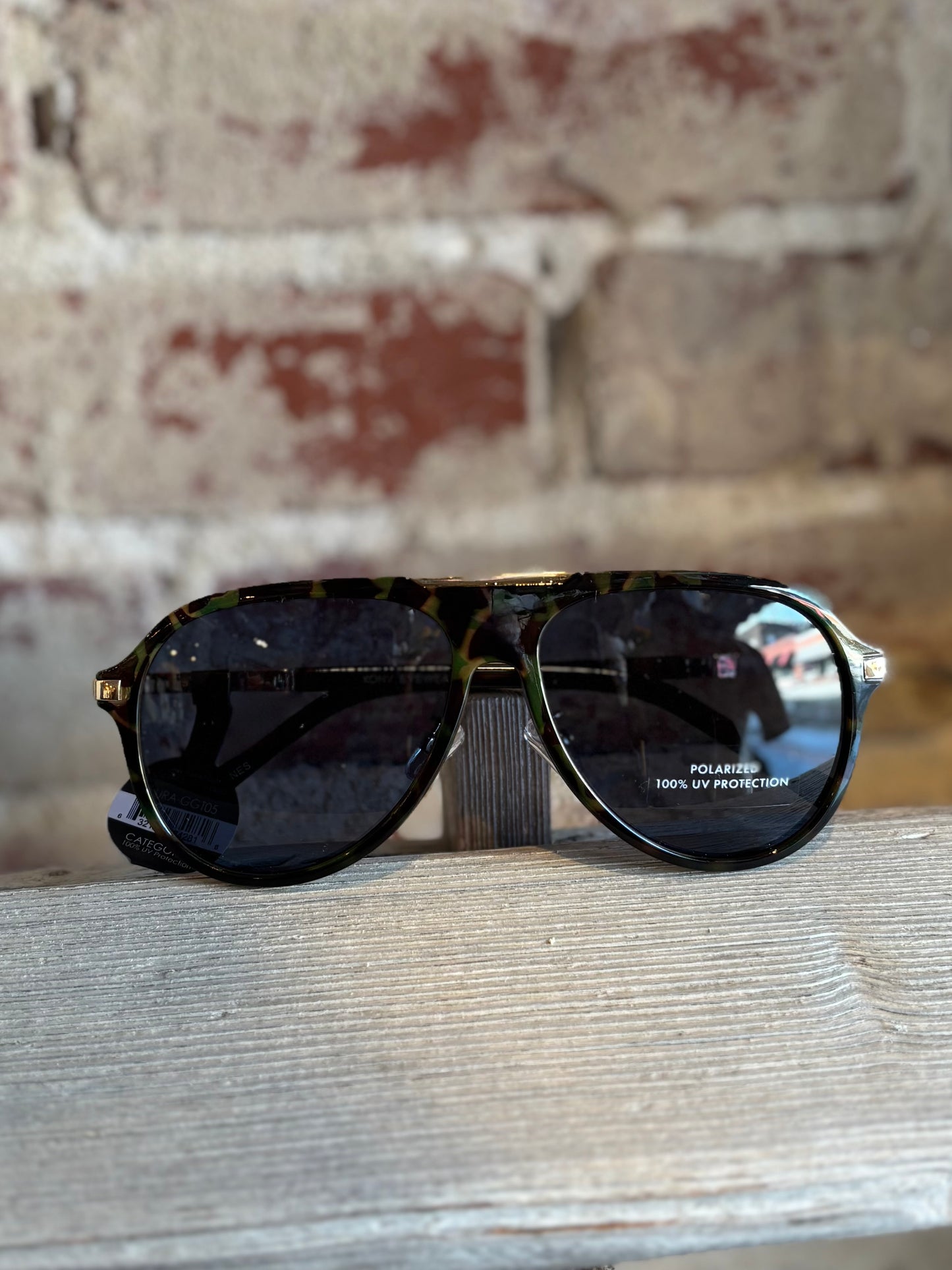Aura Tortoise Aviator Sunglasses - Green