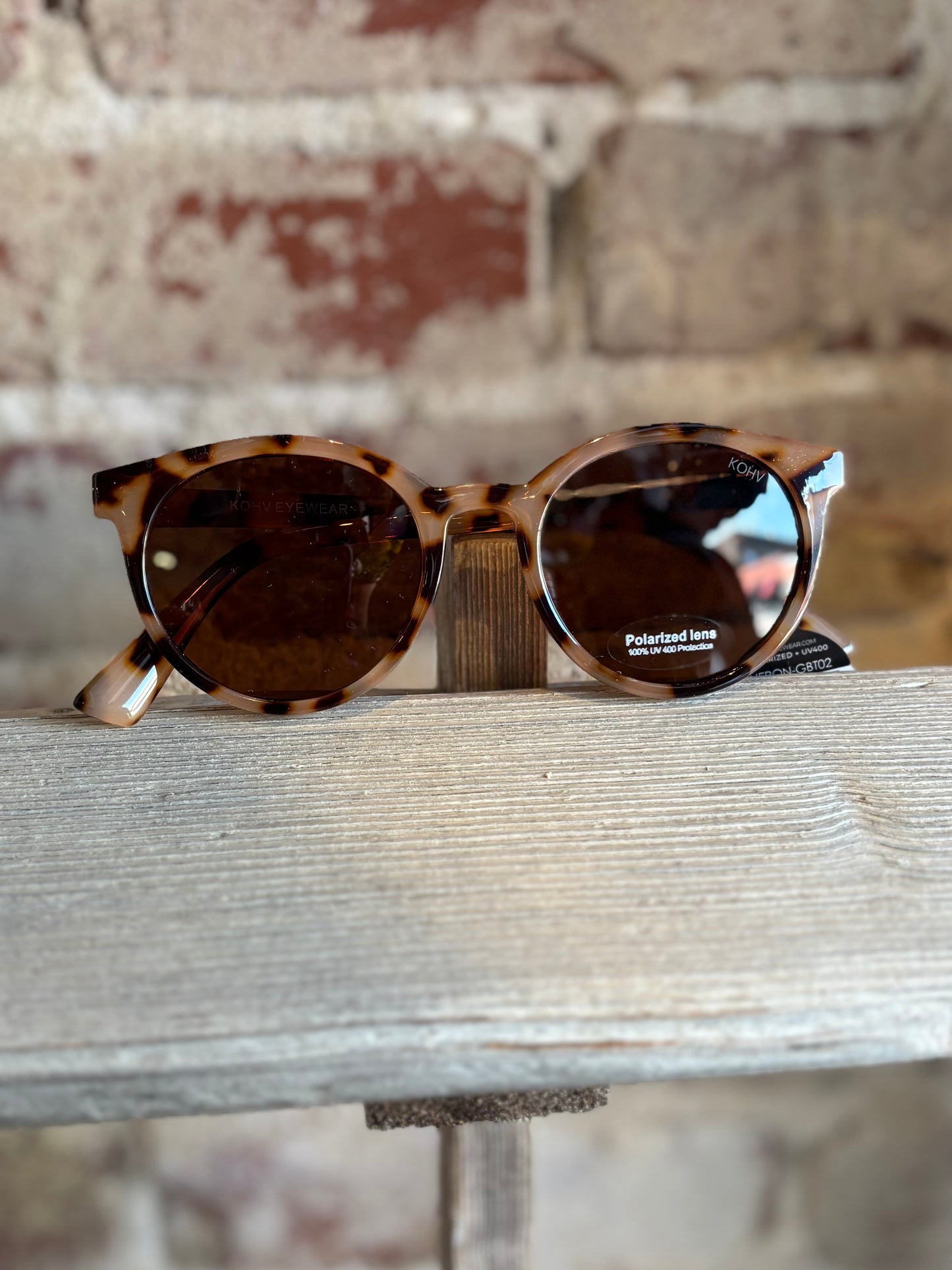 Heron Latte Round Sunglasses - Tortoise
