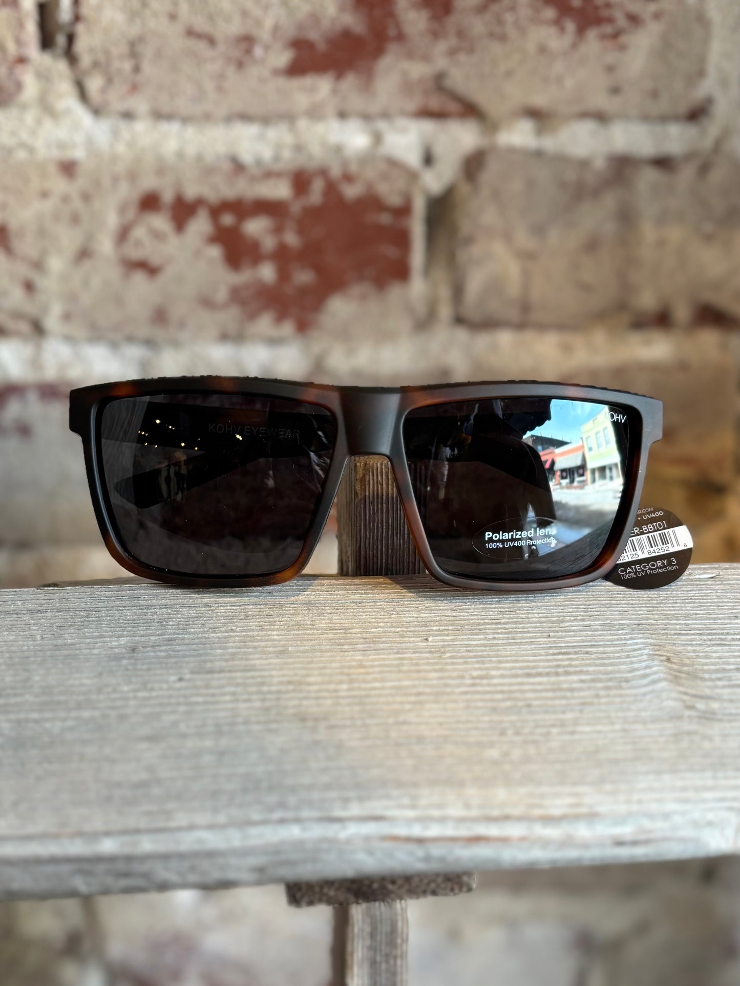 Hillger Tortoise Square Sunglasses