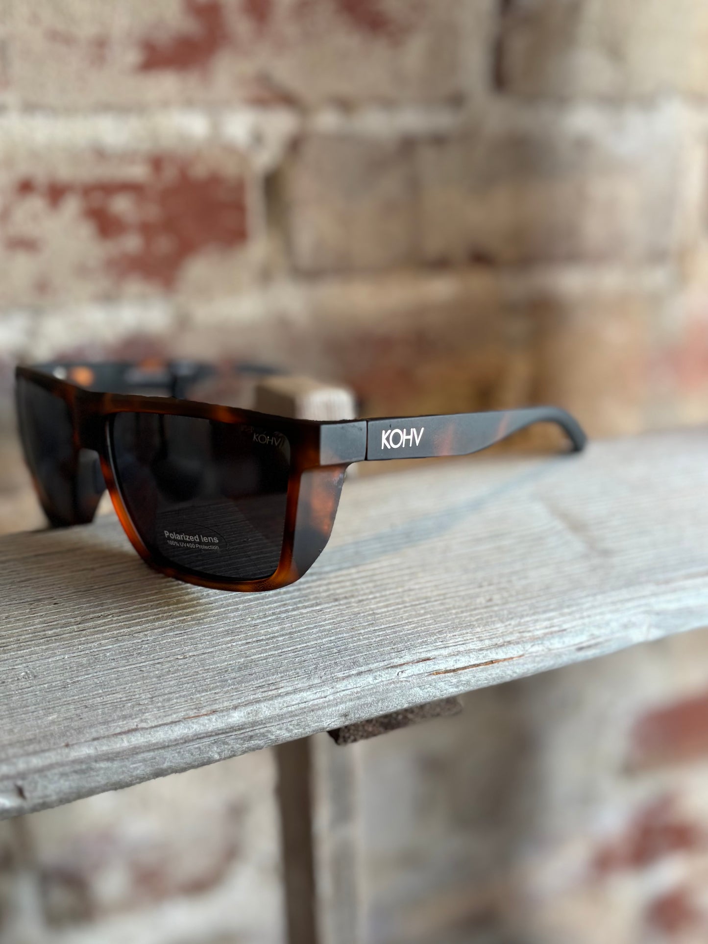 Hillger Tortoise Square Sunglasses