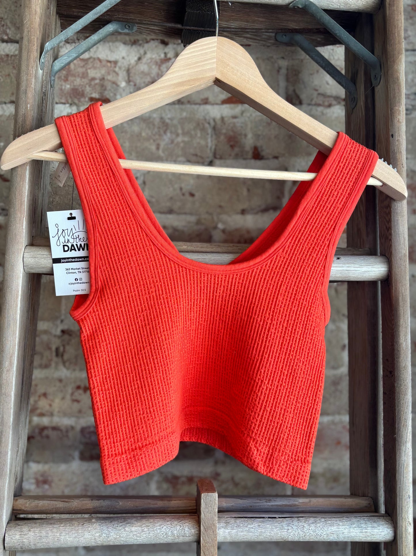 Seamless Reverse Ribbed Top- Tomato Red