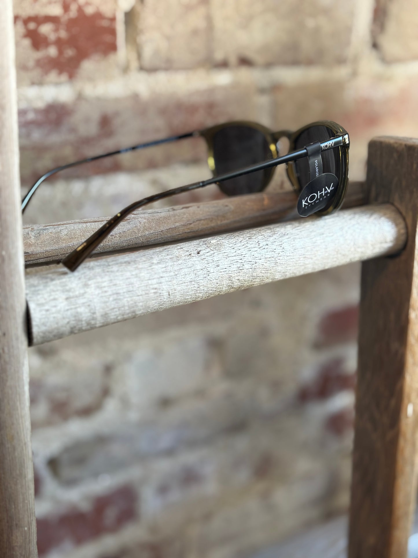 Hale Olive Round Sunglasses