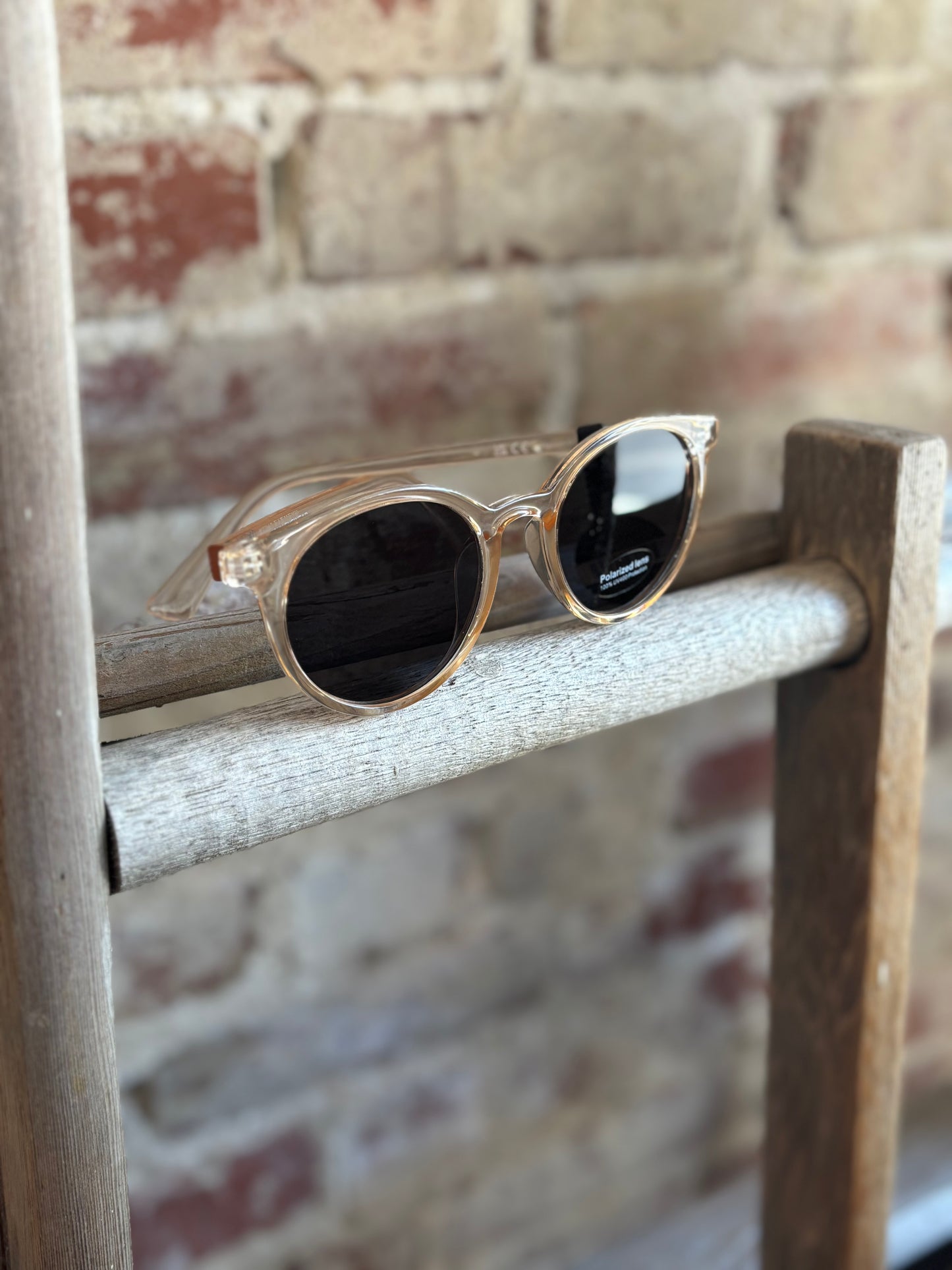 Heron Latte Round Sunglasses - Blush