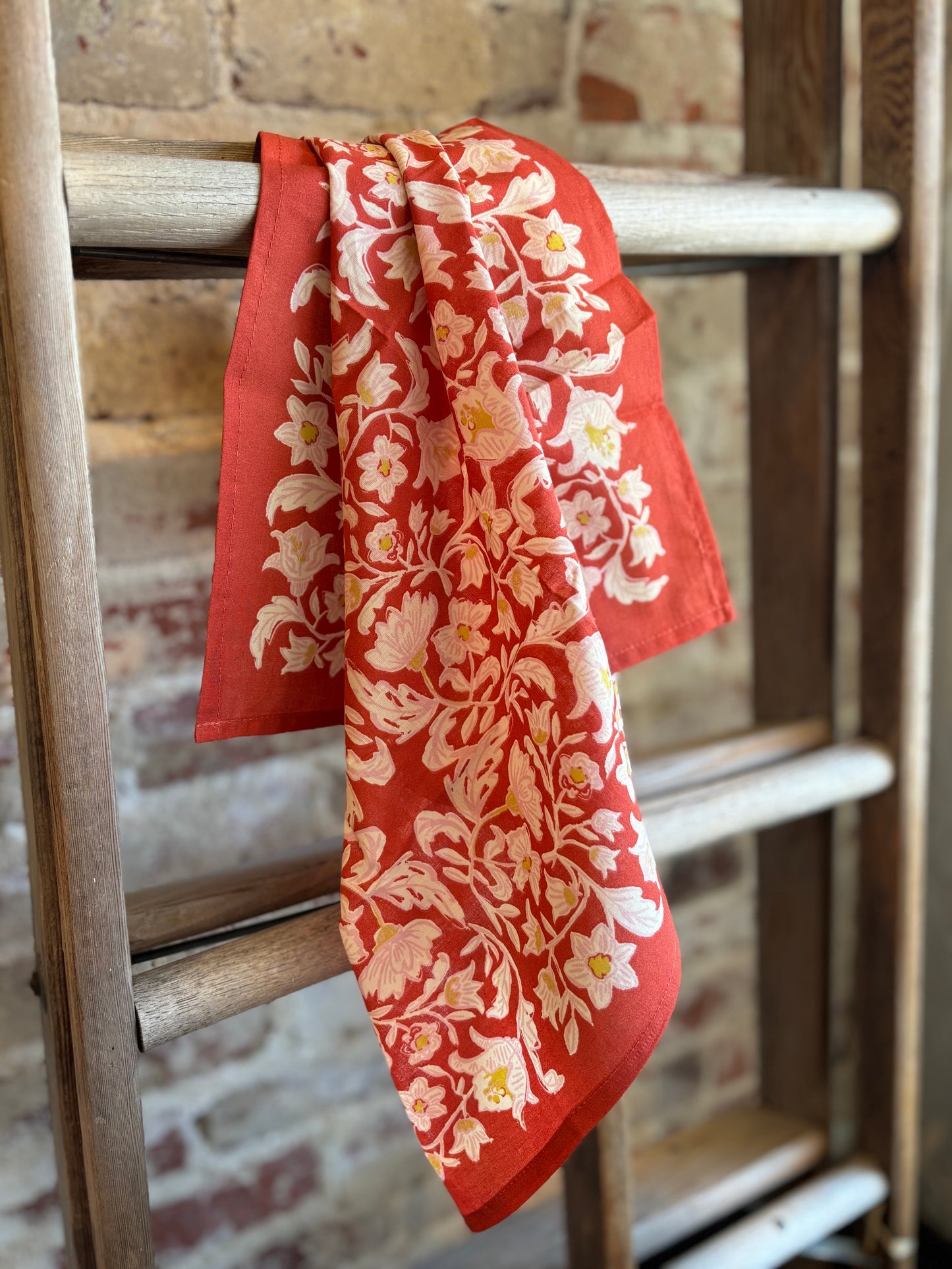Delphine Bandana