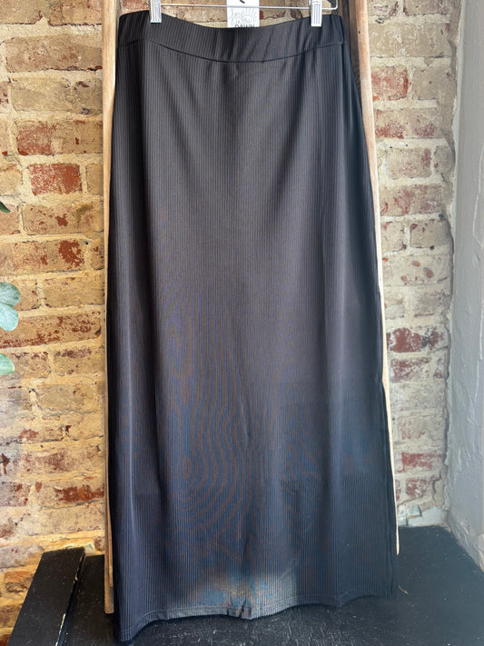 Plus - Ribbed Knit Midi Skirt - Black