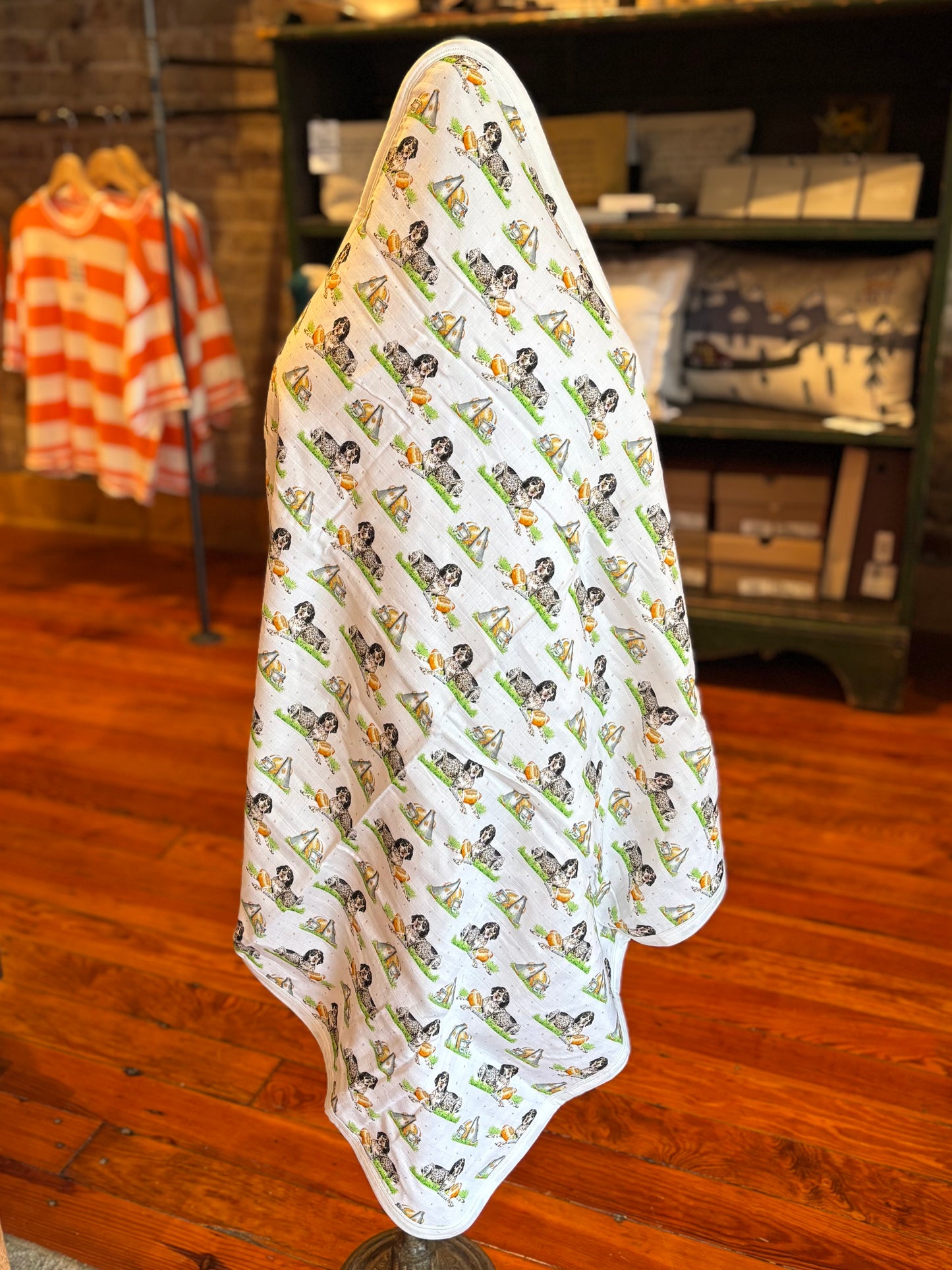 TN Mascot Hooded Bath Towel