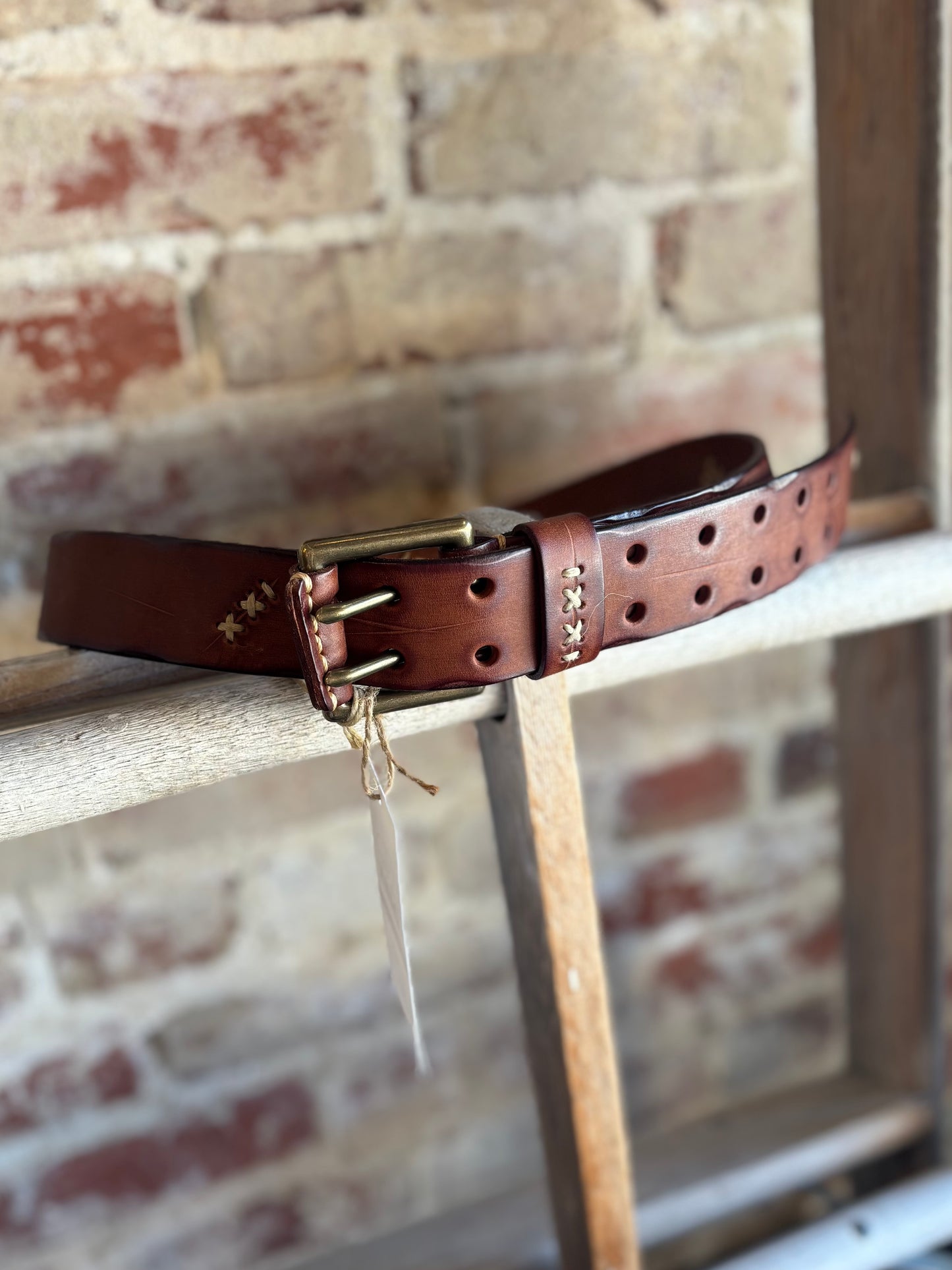 Rugged Hardware Leather Buckle Belt- Chestnut