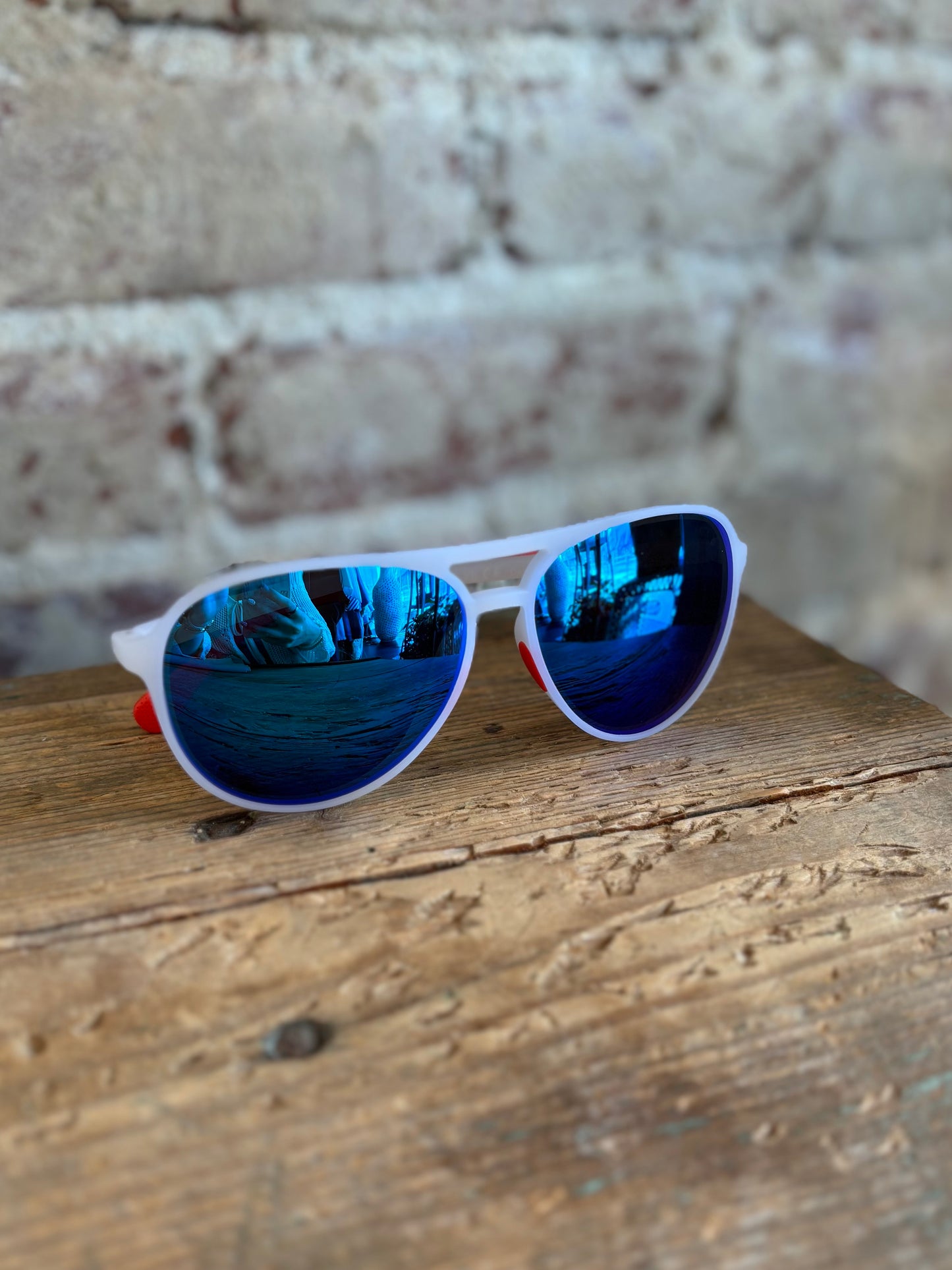 Dash Polarized Aviator Sunglasses - White/Blue