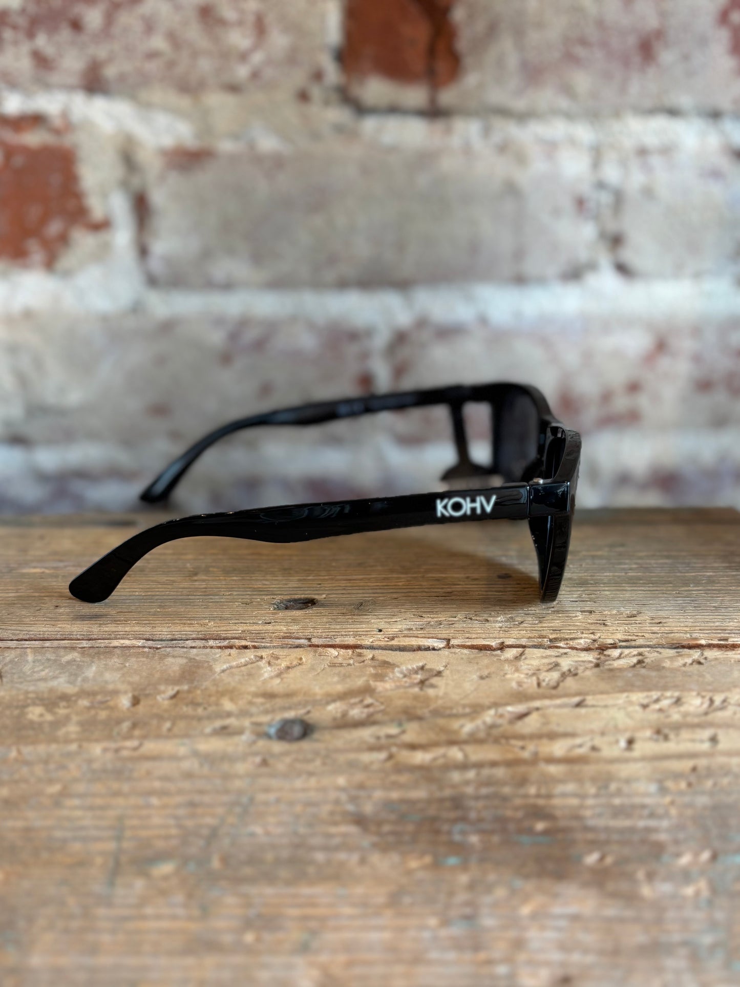 Wake Polarized Square Sunglasses