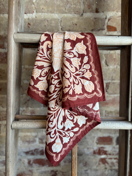 Agatha Bandana