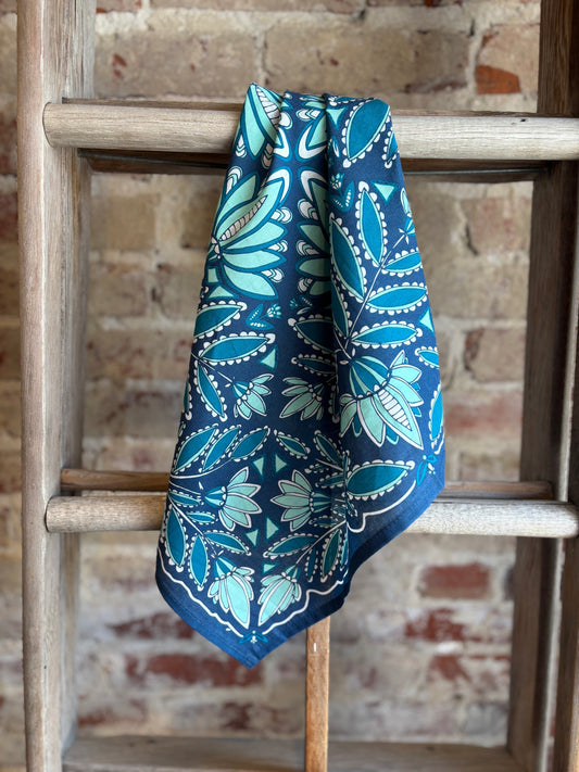 Carly Bandana
