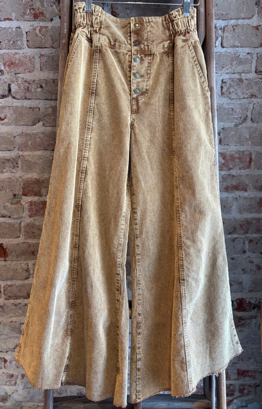 Distressed Corduroy Pants - Tan