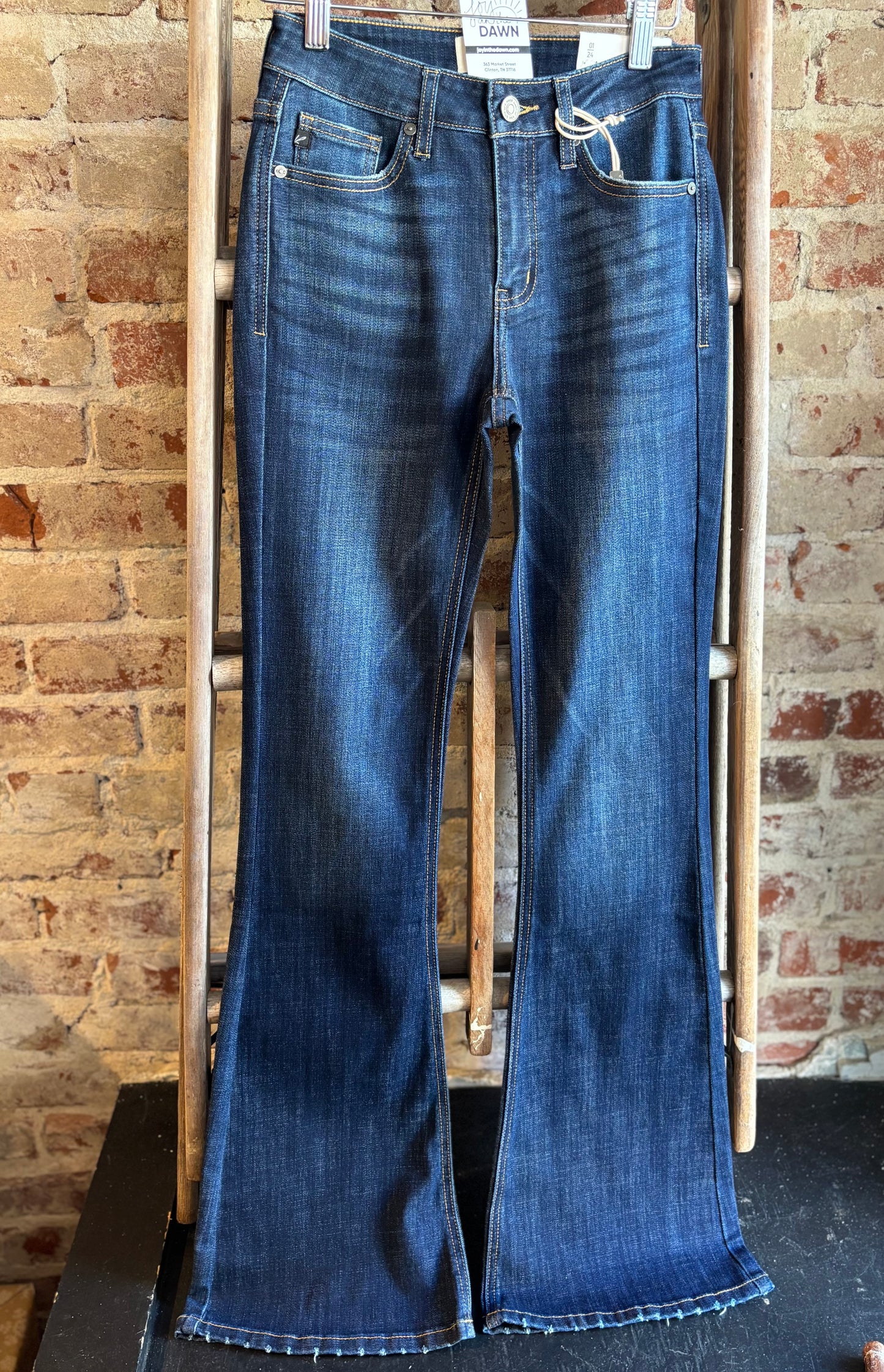 Mid Rise Flare - Dark