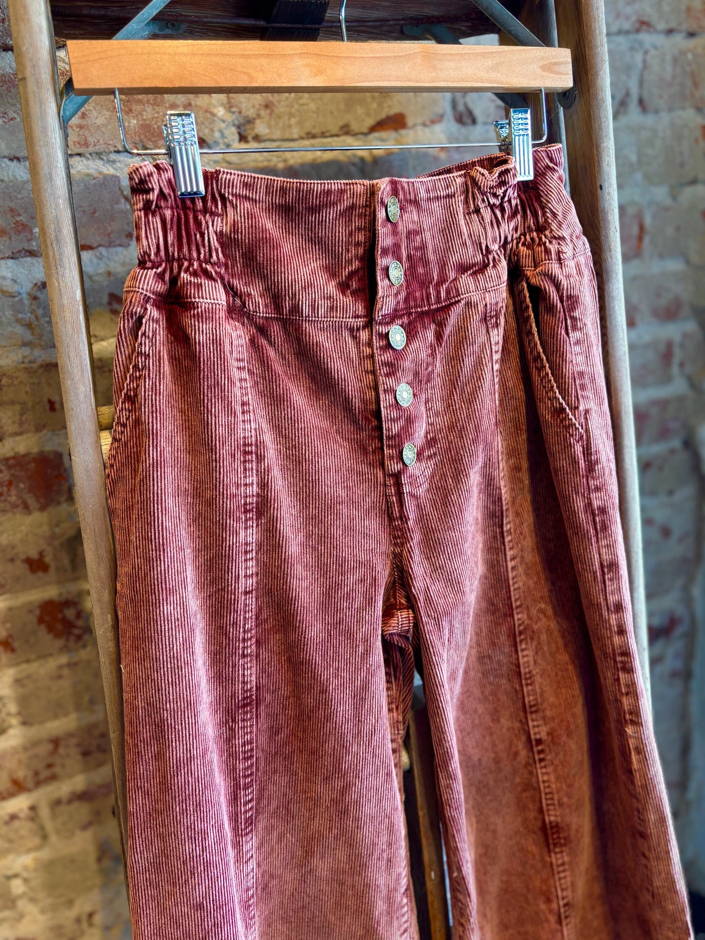 Distressed Corduroy Pants - Wine