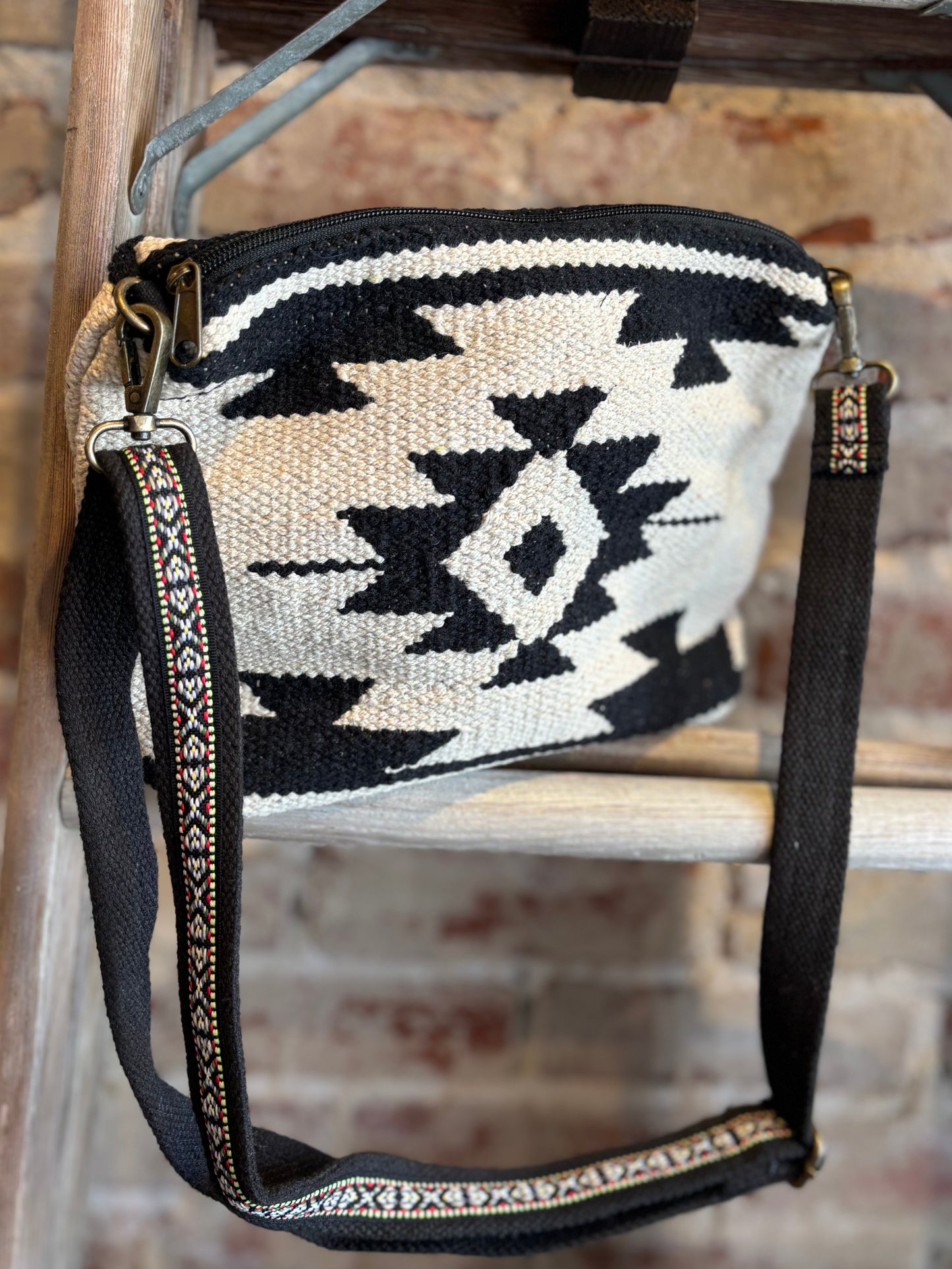 Aztec Print Crossbody- Cream/Black