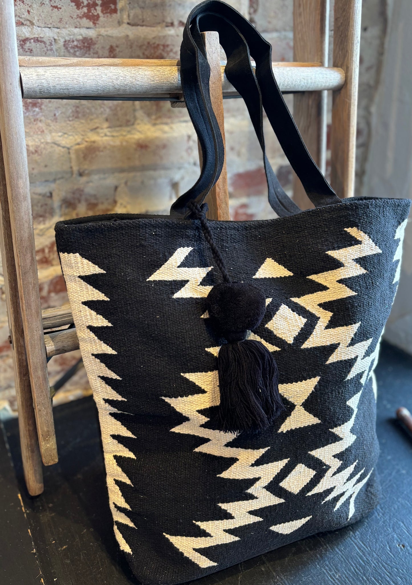 Aztec Diamond Tote - Black/White