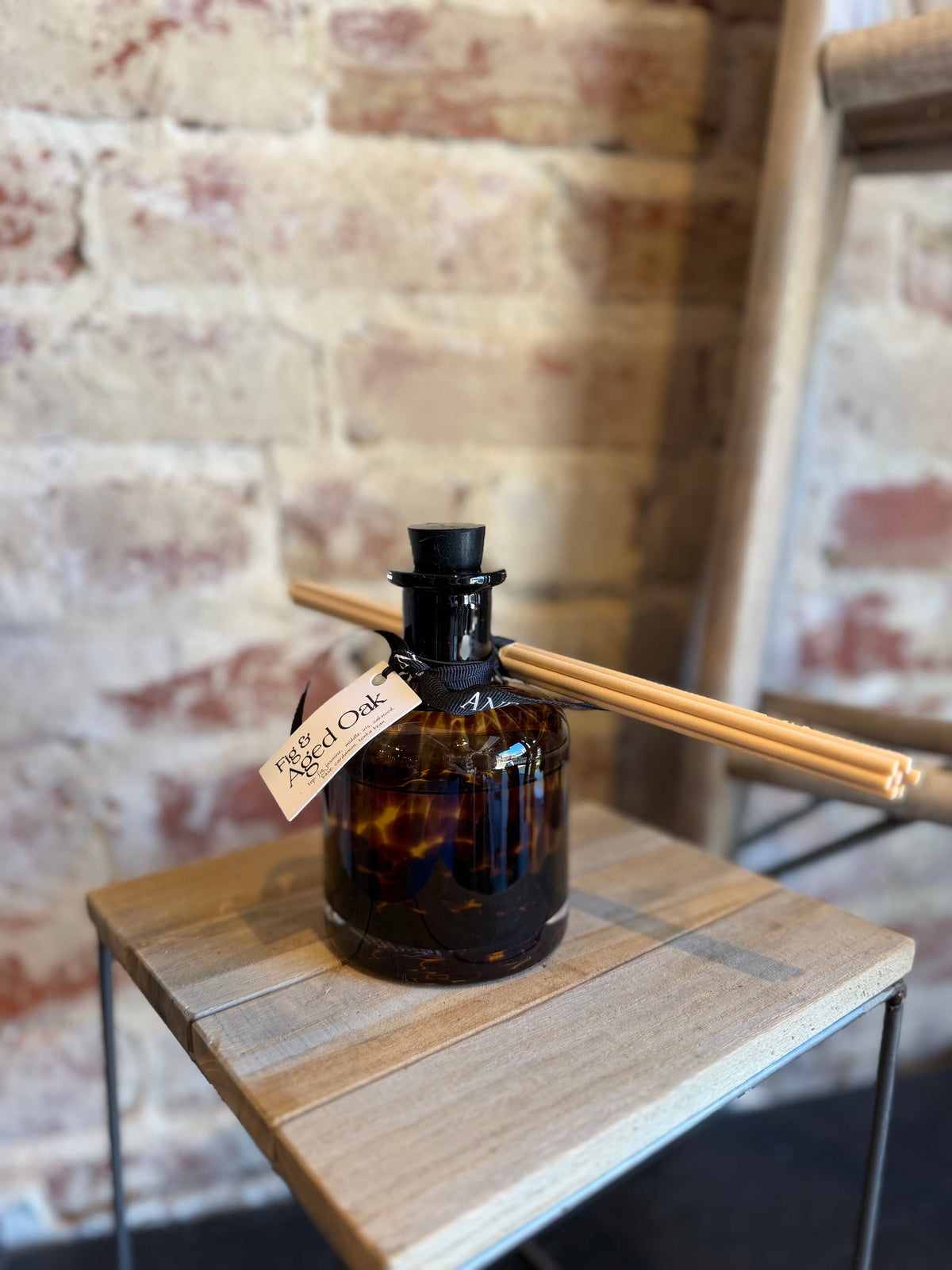 Fig & Aged Oak - Amber