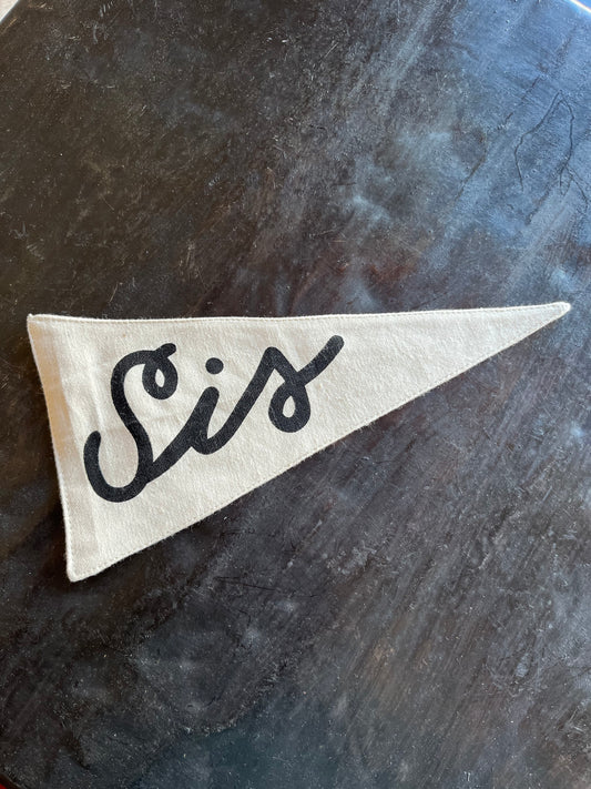 Sis Pennant